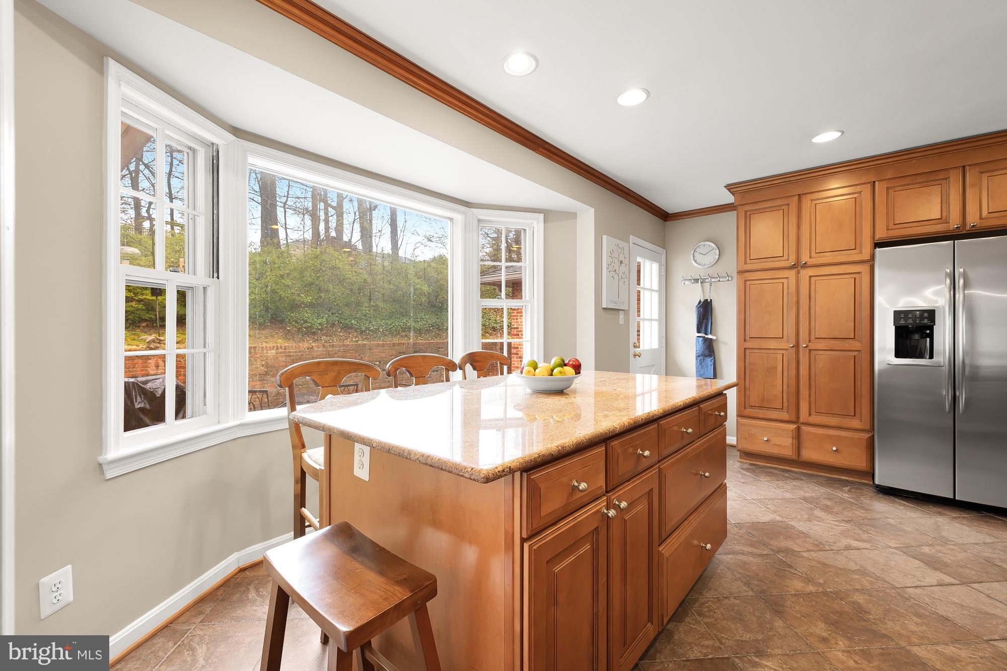 COUNTRY CLUB HILLS - Residential