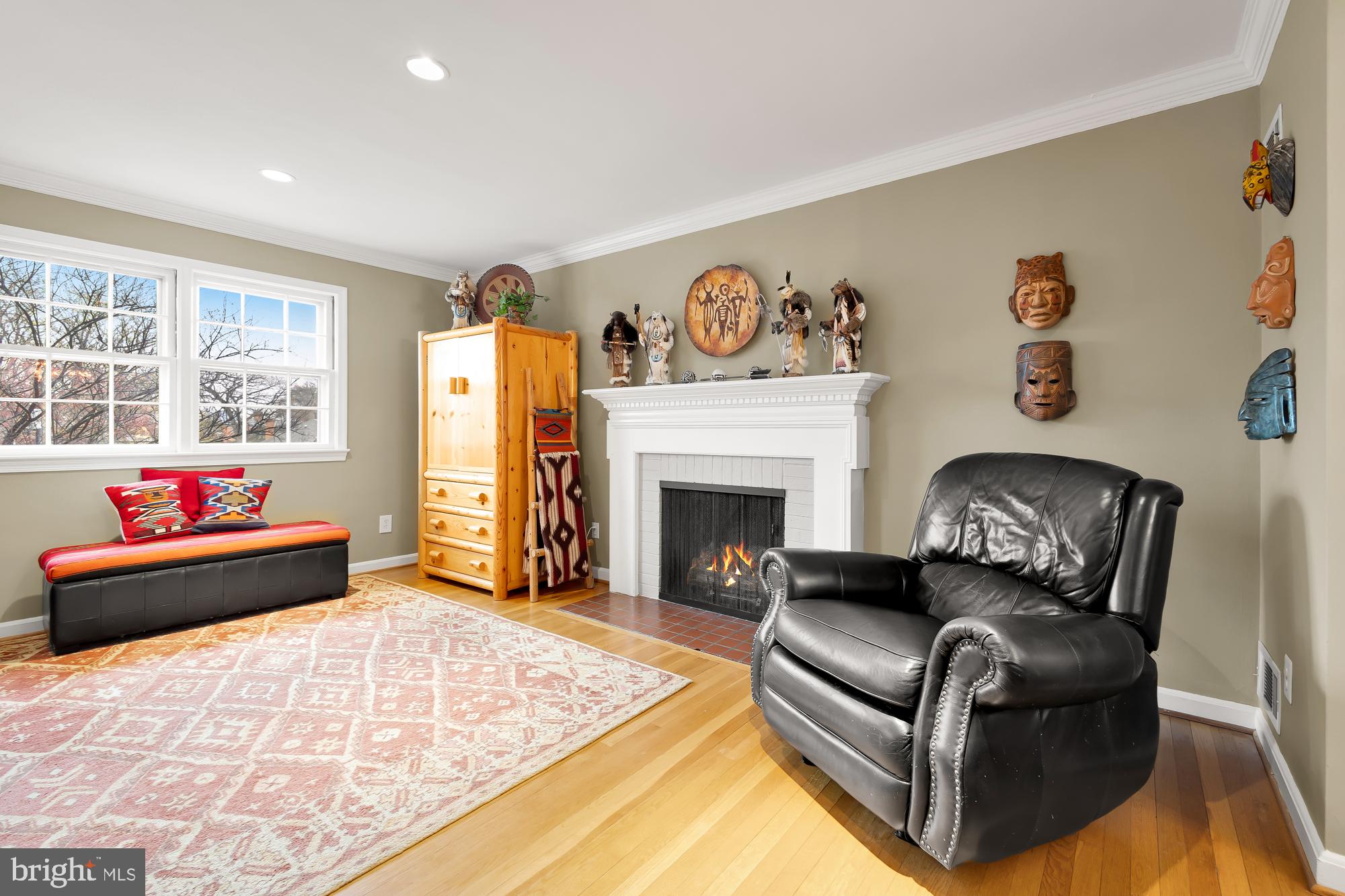 COUNTRY CLUB HILLS - Residential