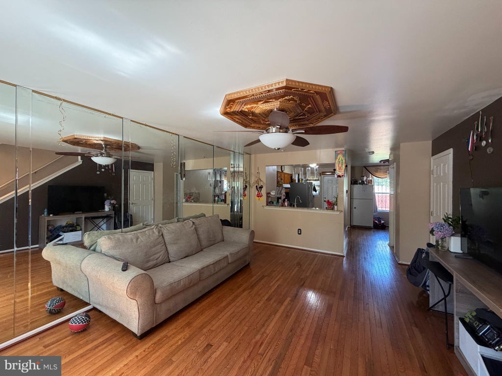 Photo of 810 N Park Avenue, PHILADELPHIA, PA 19123 (MLS # PAPH2638208)