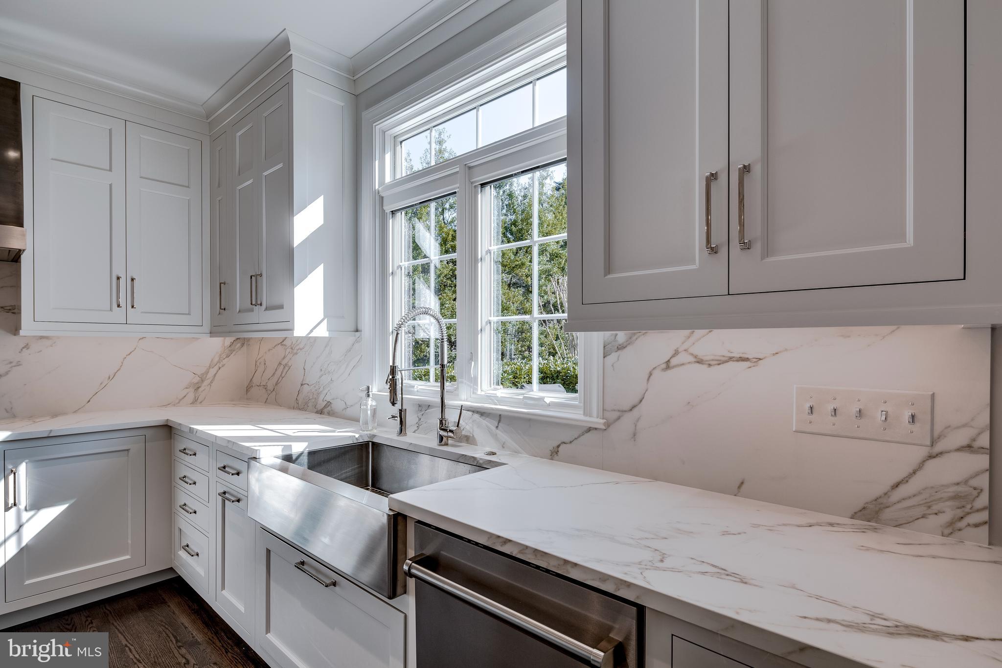 WILLOWS OF POTOMAC - Residential