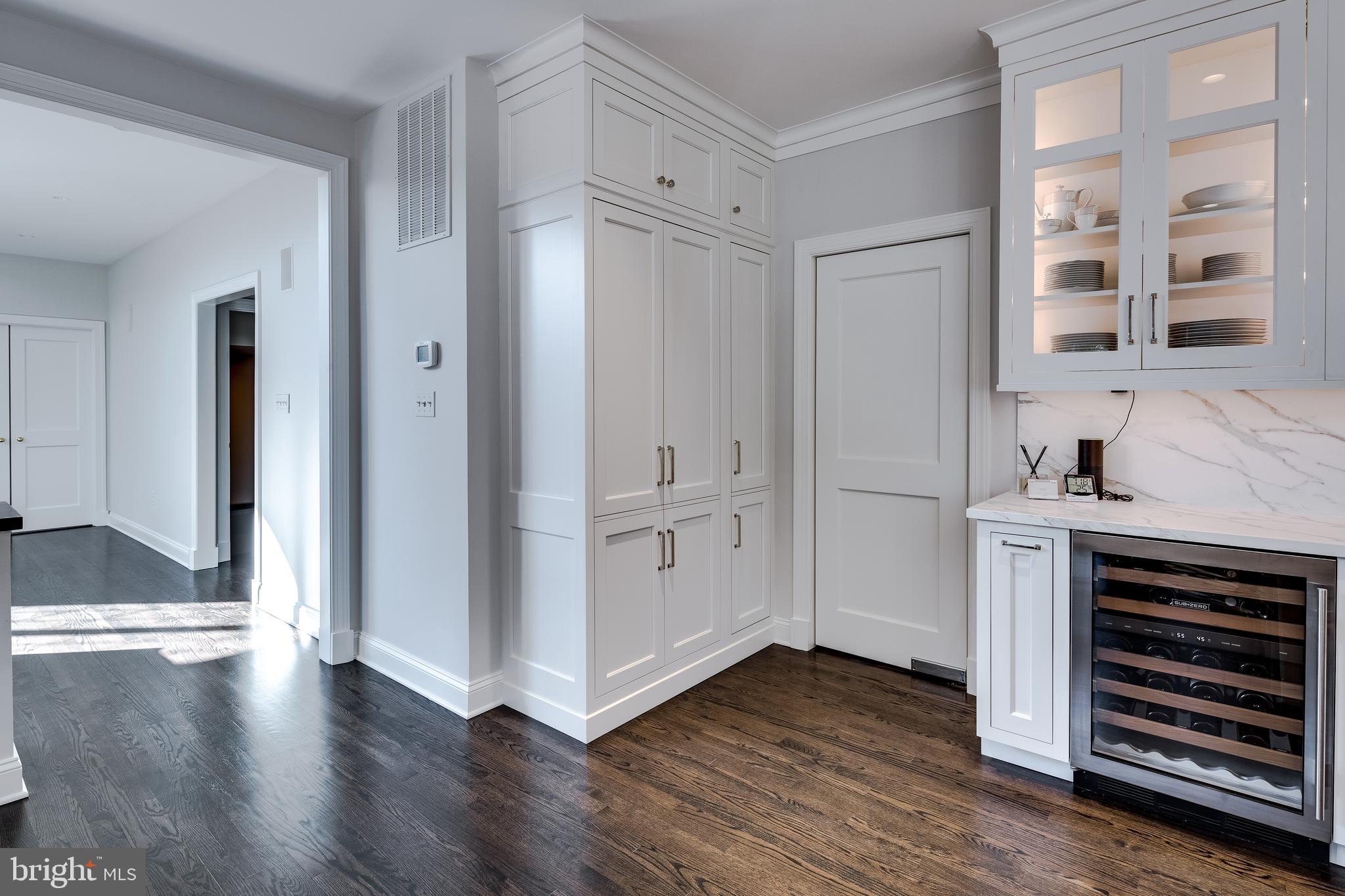 WILLOWS OF POTOMAC - Residential