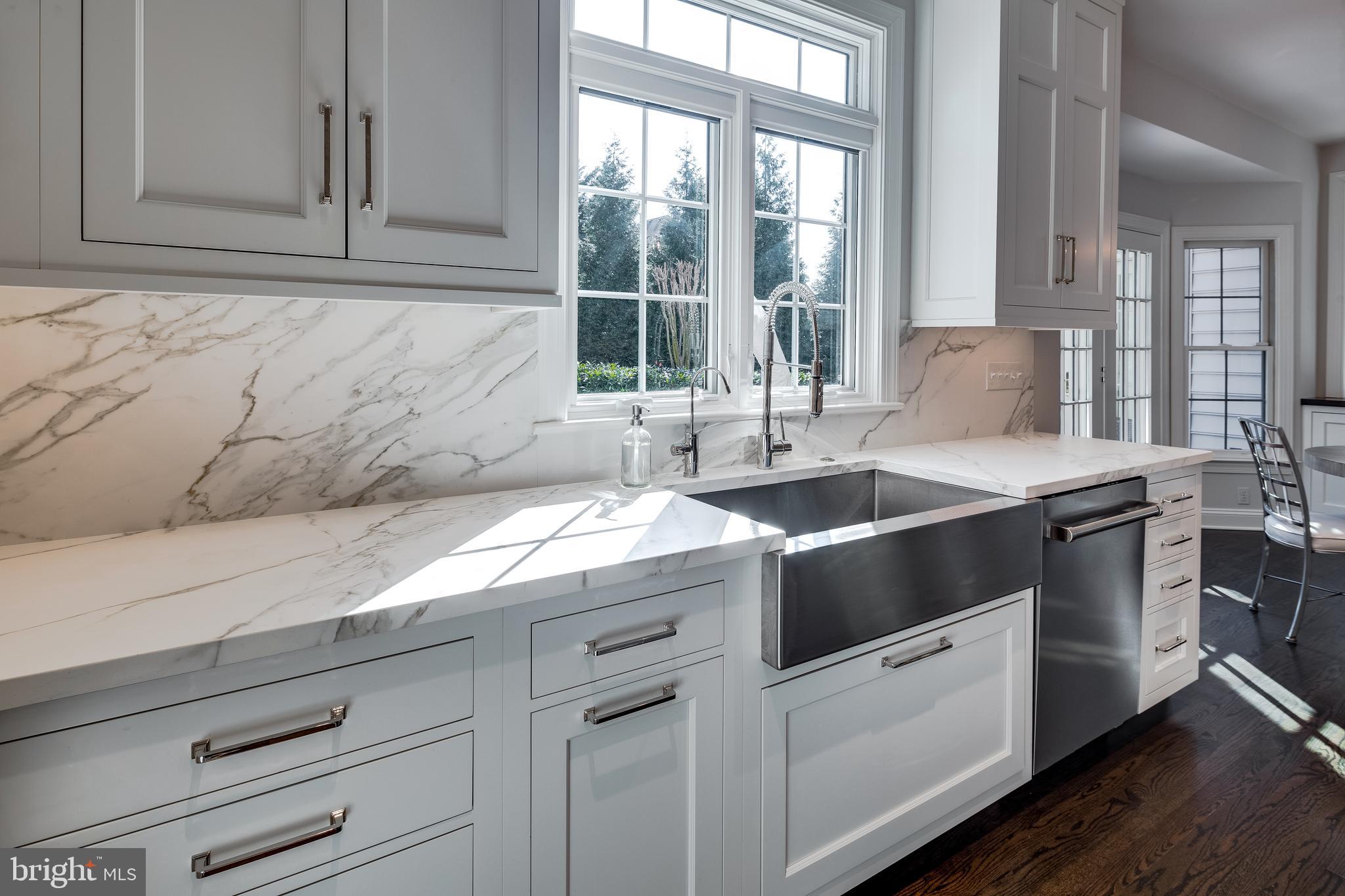 WILLOWS OF POTOMAC - Residential