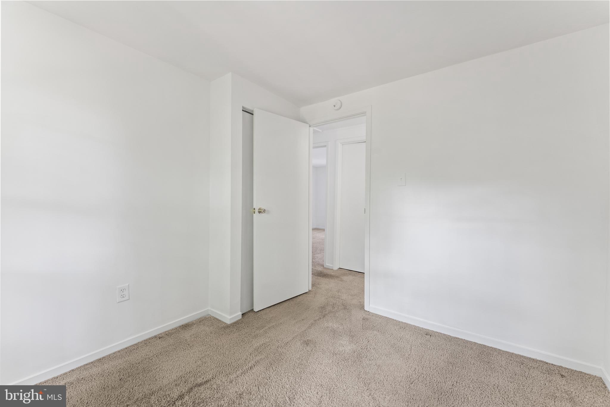 PRESIDENTIAL VILLAGE - Residential