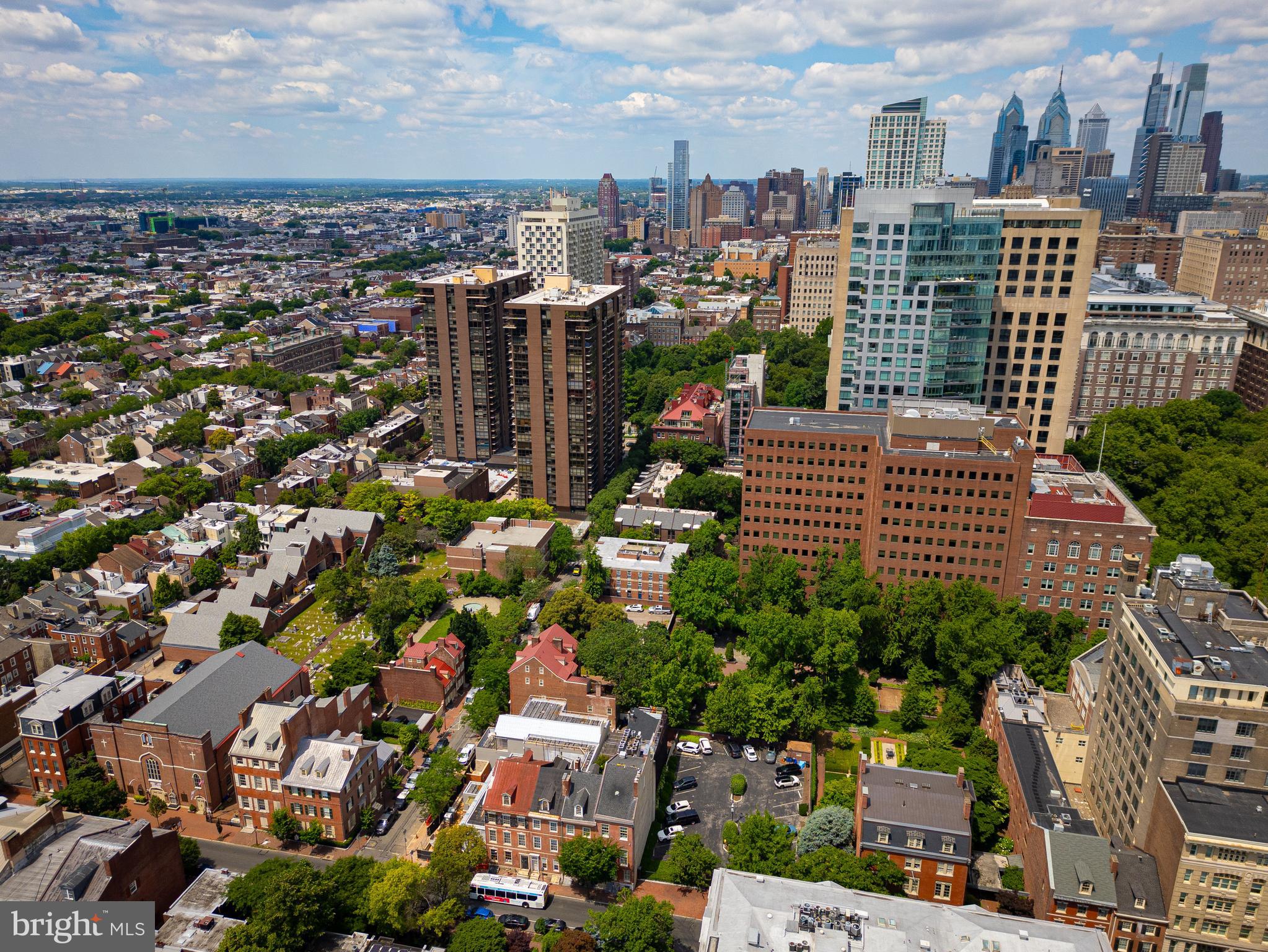 SOCIETY HILL - Residential