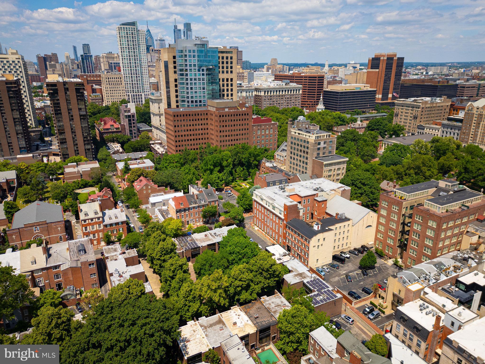 SOCIETY HILL - Residential