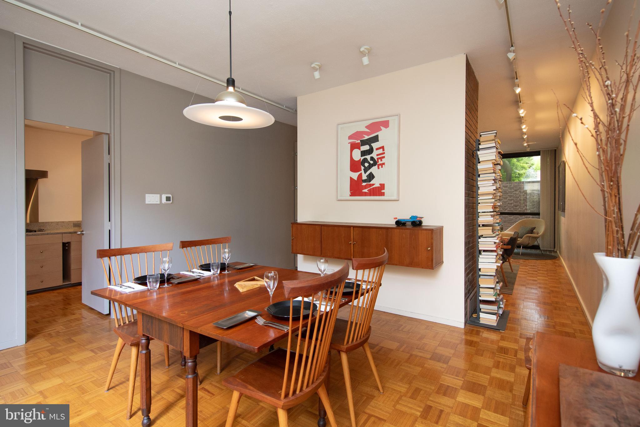 SOCIETY HILL - Residential