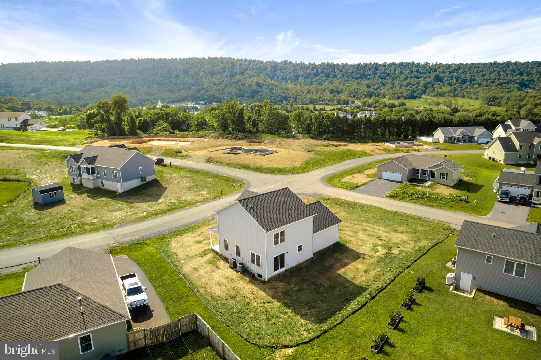 PEBBLE RIDGE - Residential