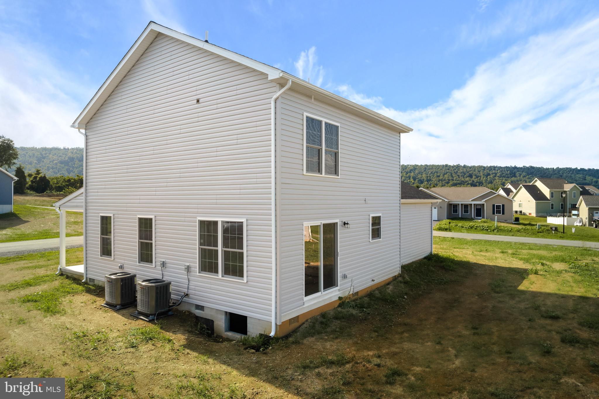 PEBBLE RIDGE - Residential