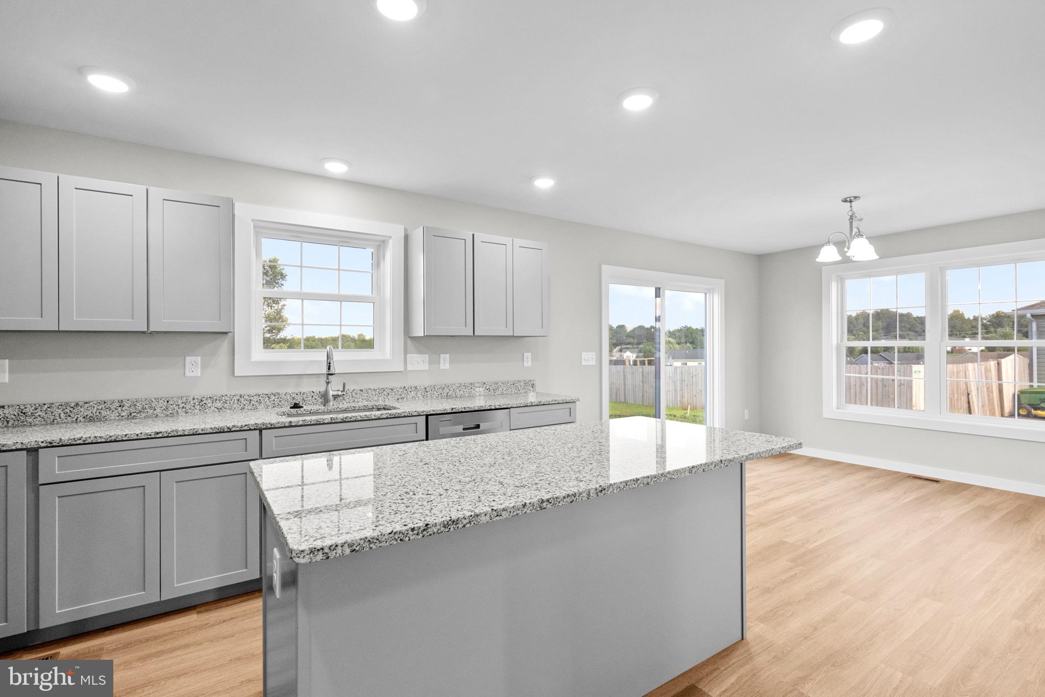 PEBBLE RIDGE - Residential