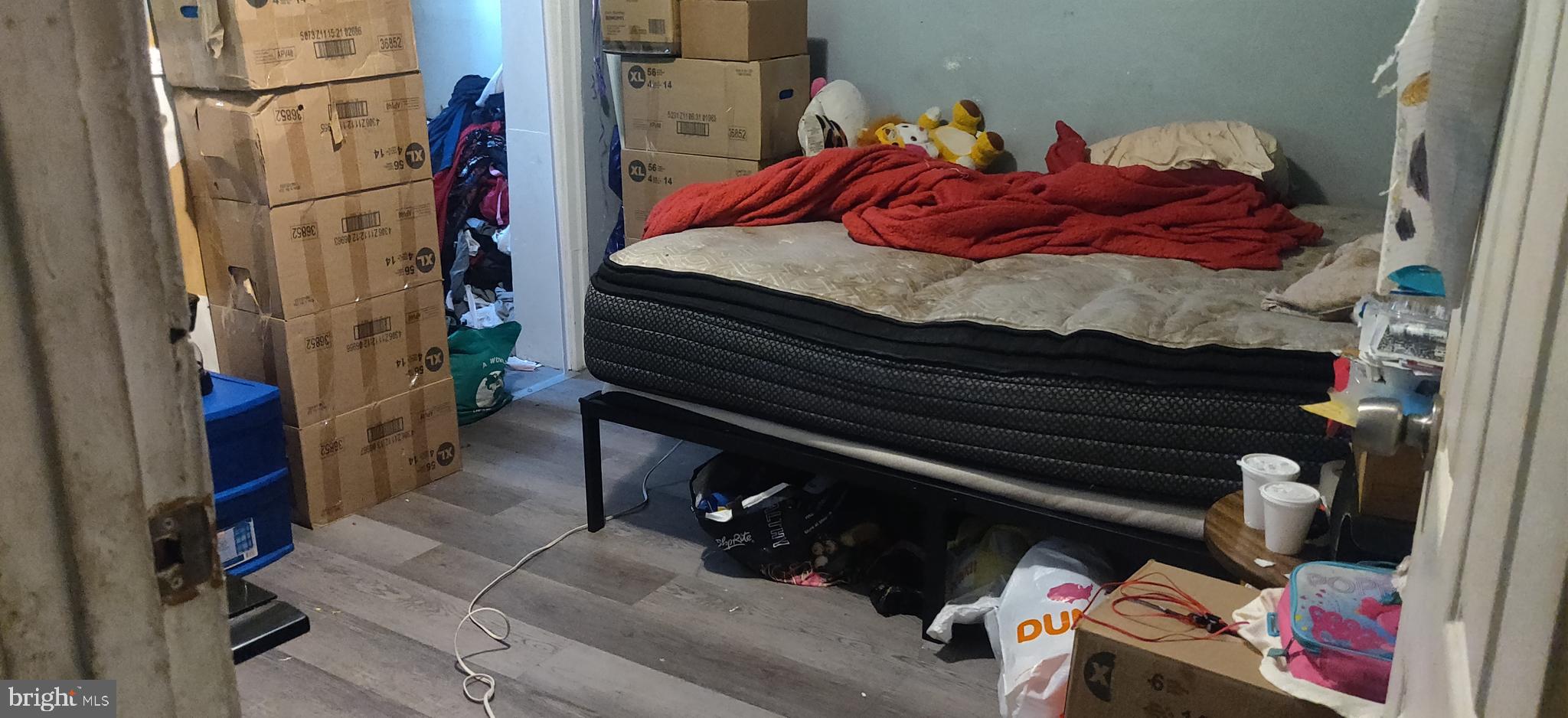 ELMWOOD PARK - Residential