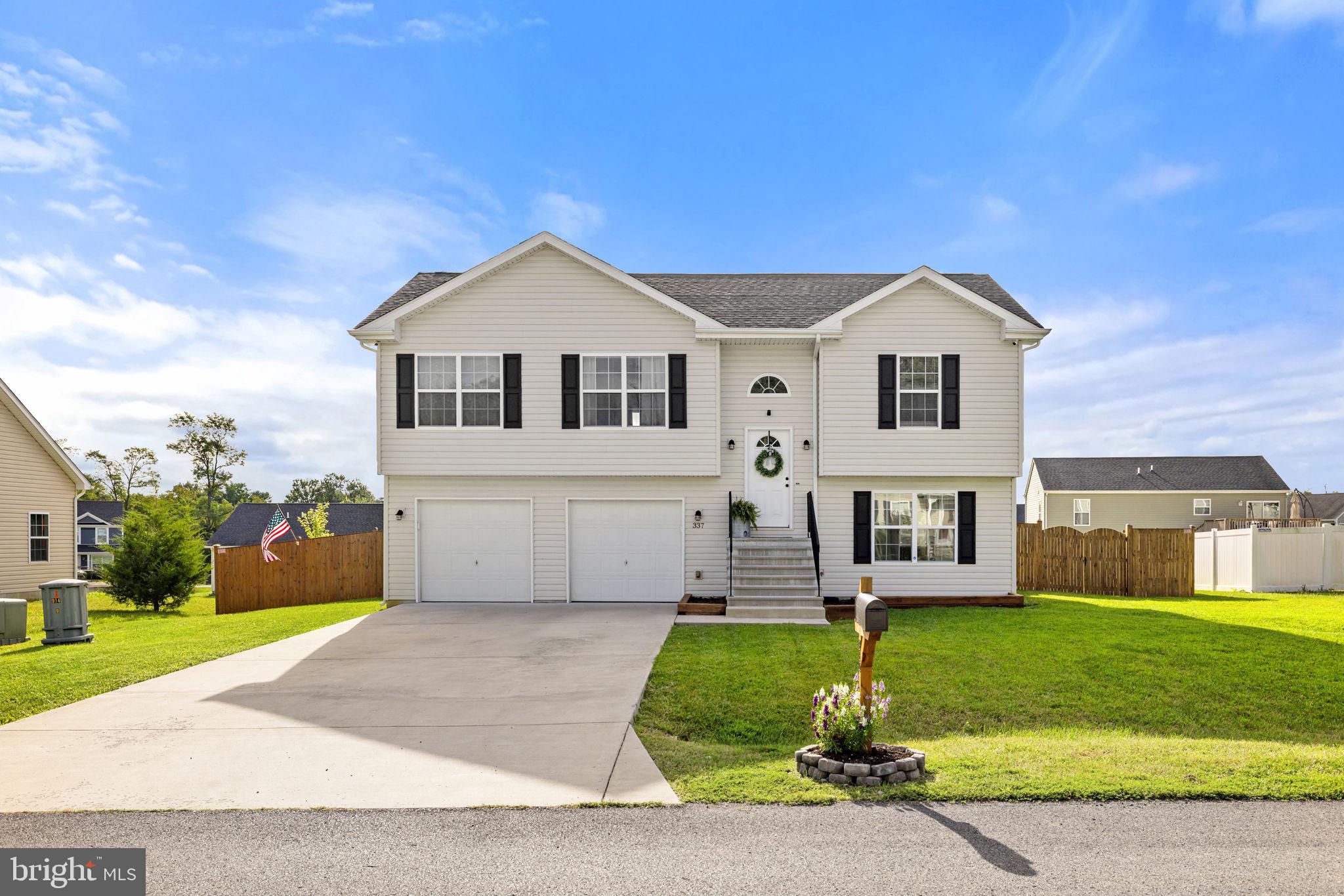 BOYDS CROSSING - Residential