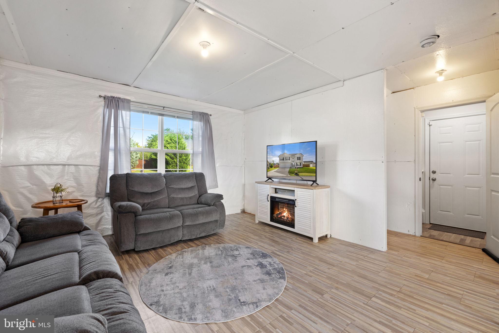 BOYDS CROSSING - Residential