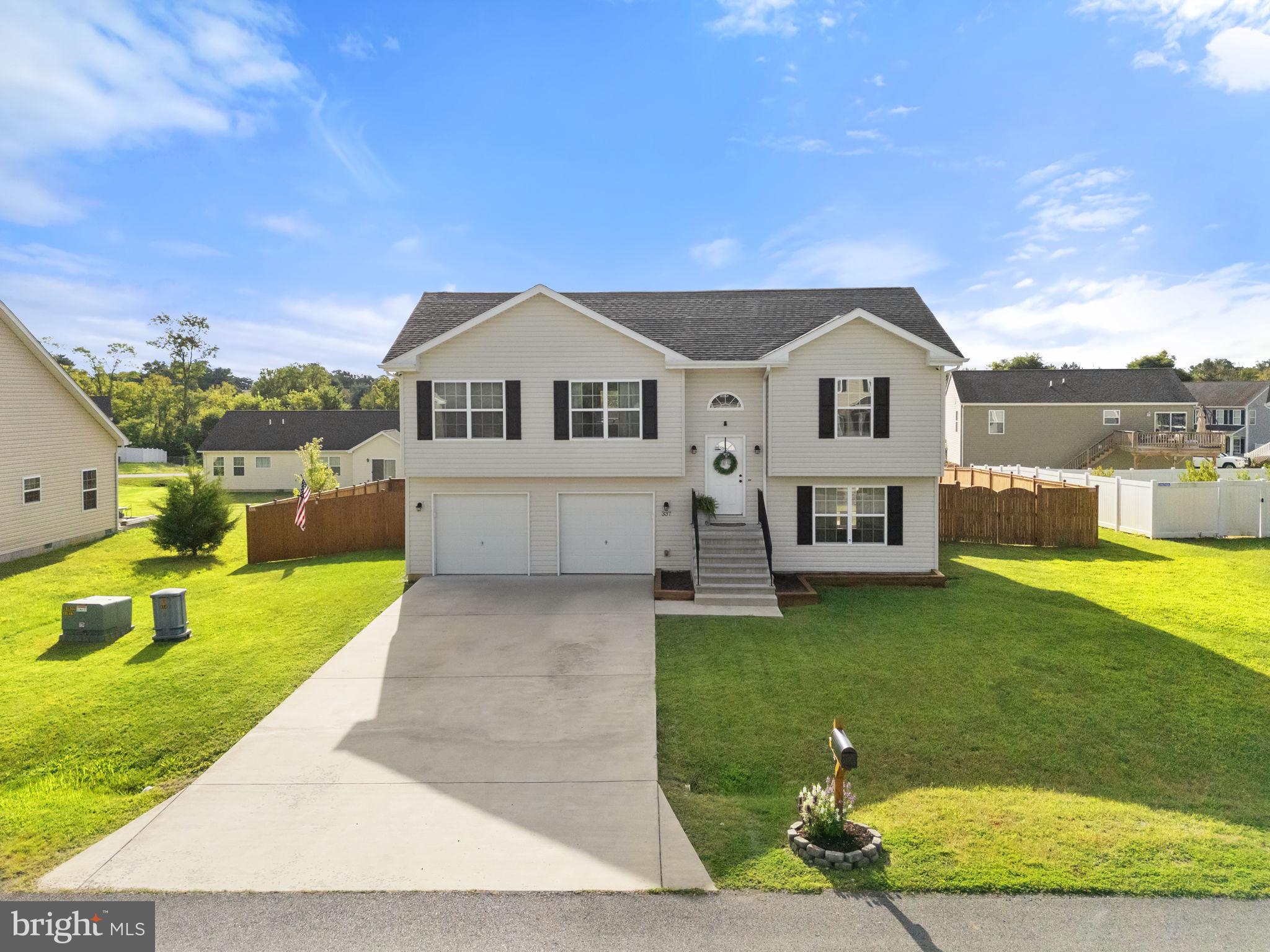 BOYDS CROSSING - Residential