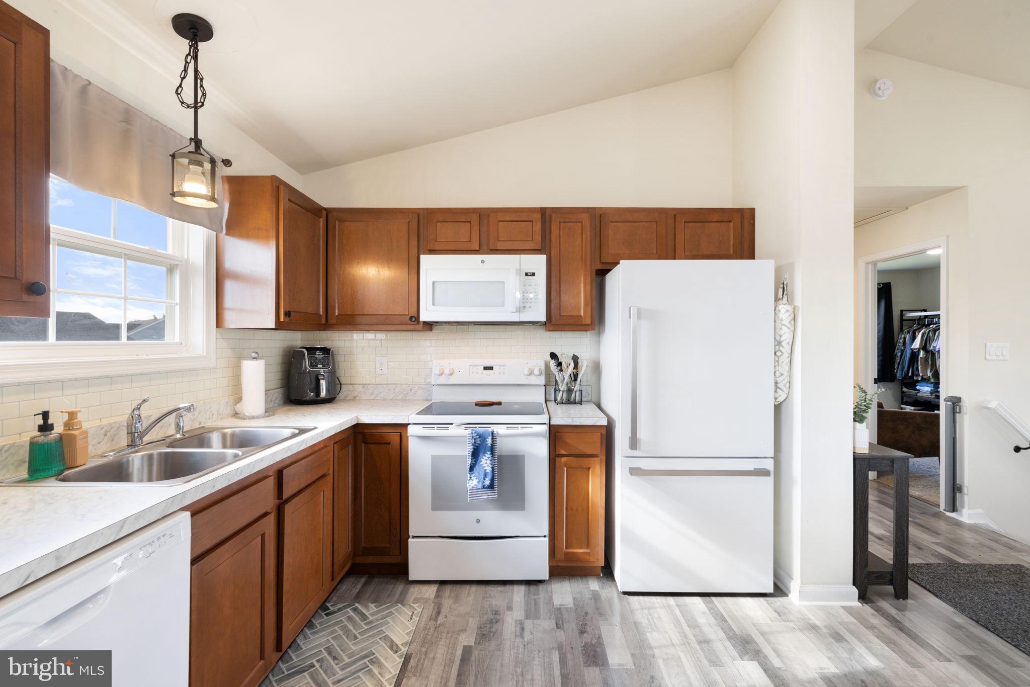 BOYDS CROSSING - Residential