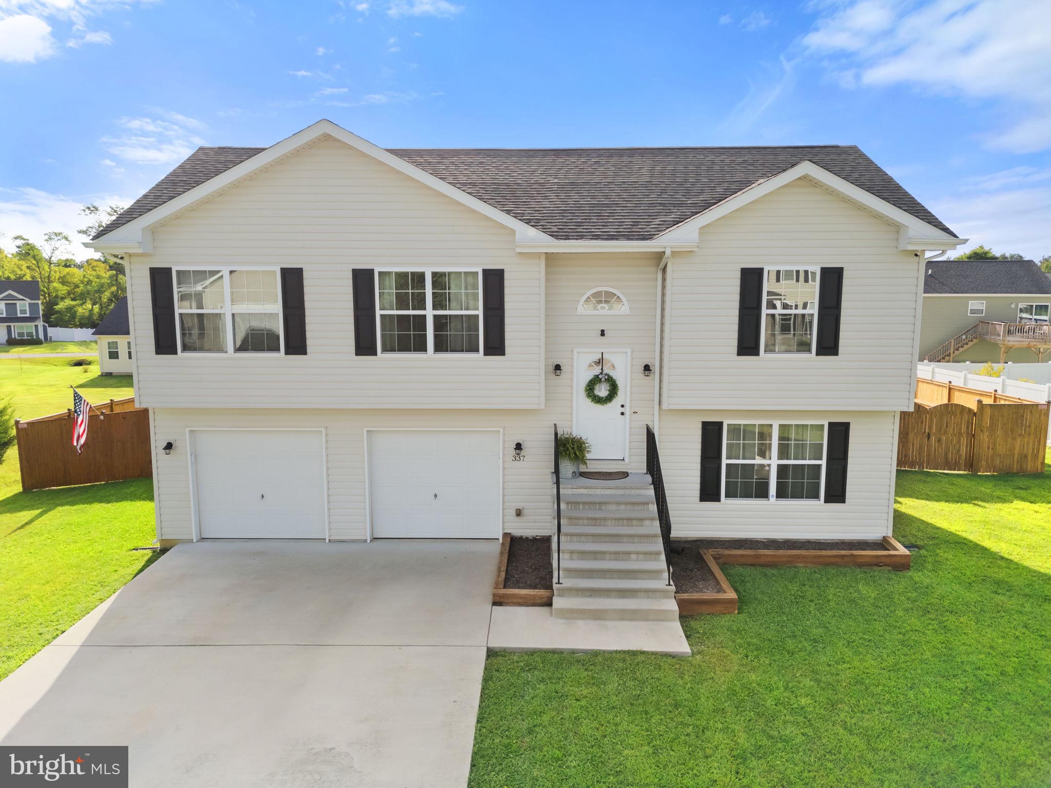 BOYDS CROSSING - Residential