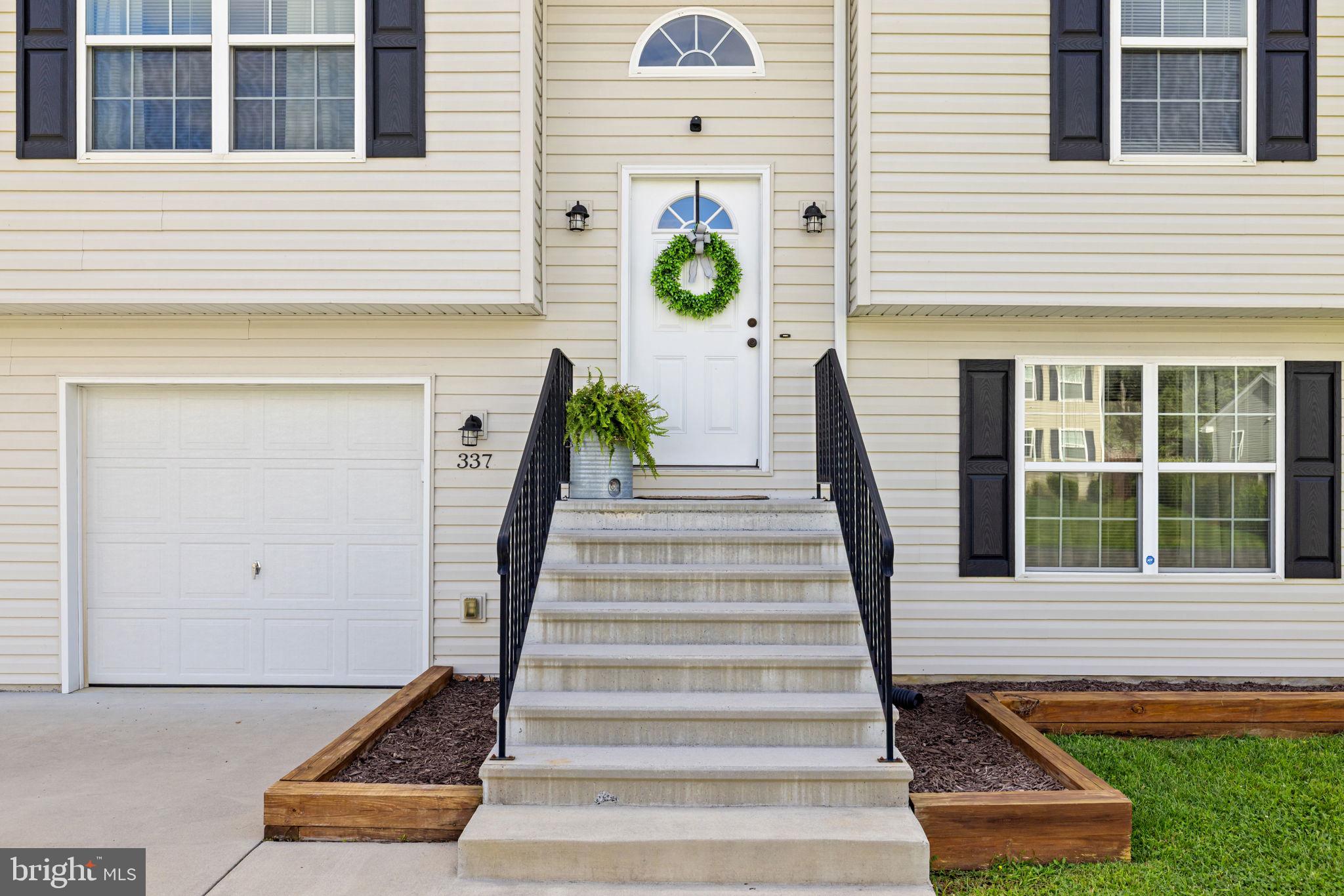 BOYDS CROSSING - Residential