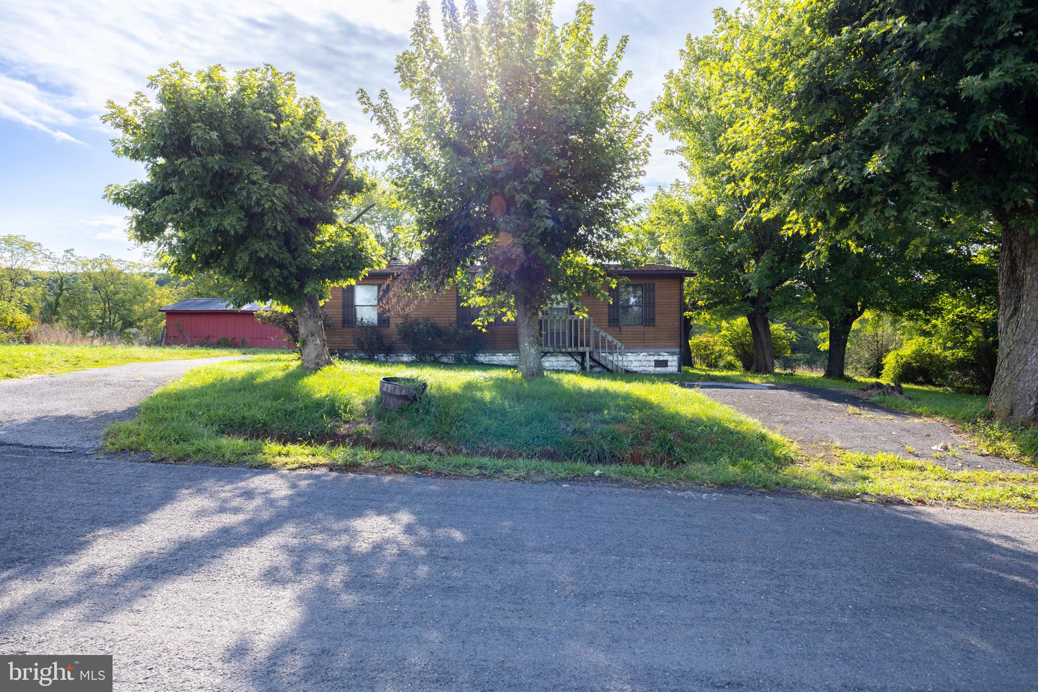 1636 LUTZ HOLLOW ROAD