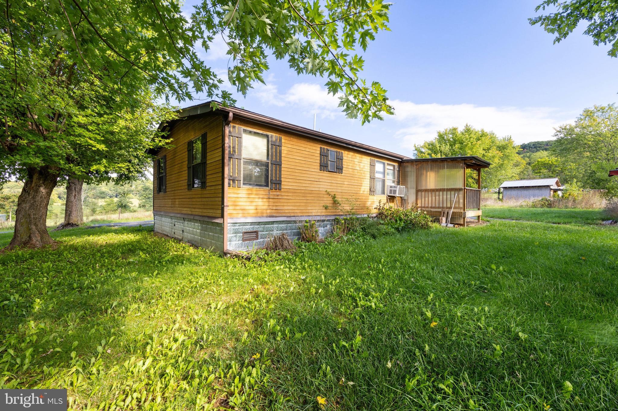 1636 LUTZ HOLLOW ROAD