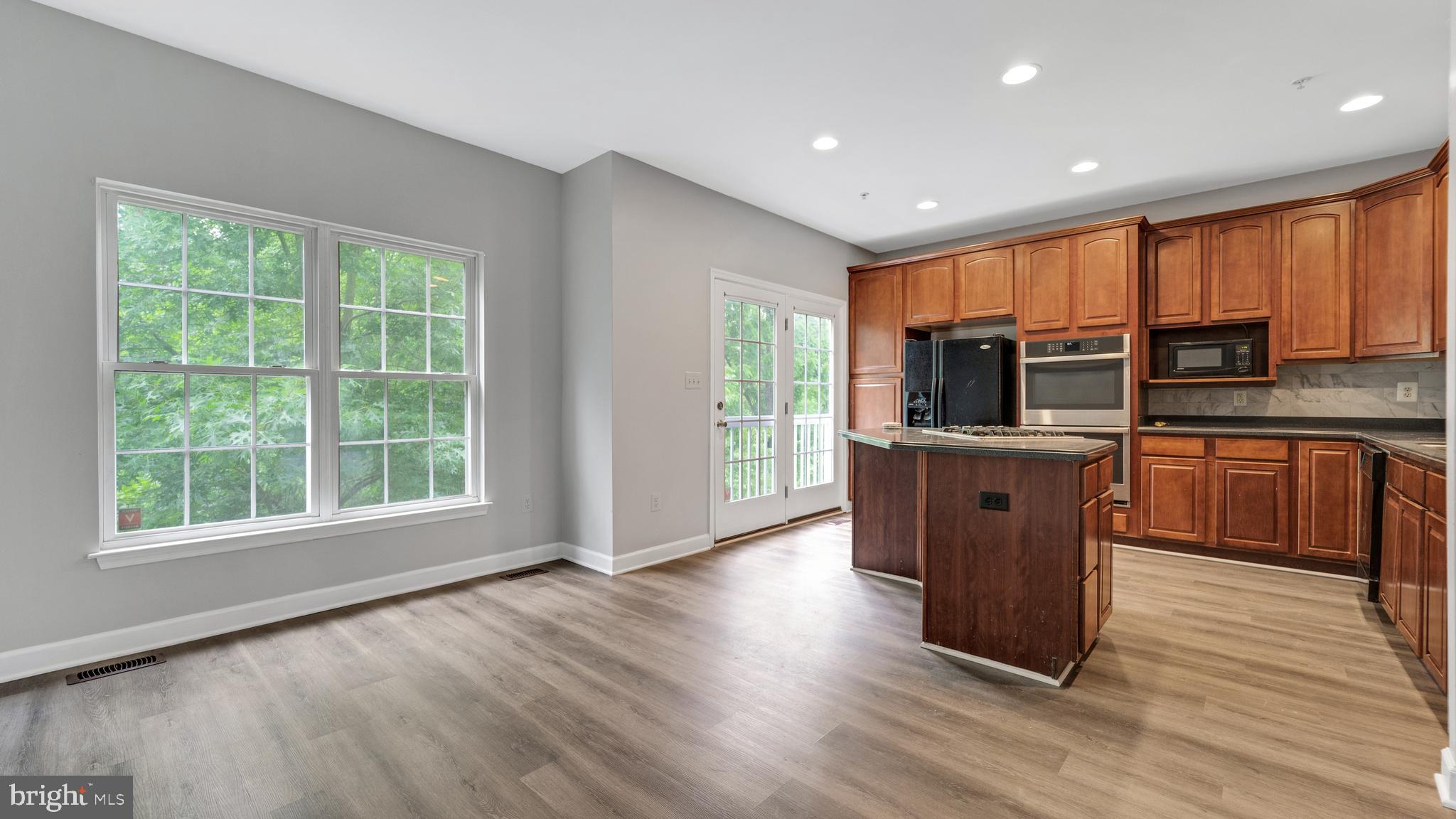 MONTJOY - Residential Lease