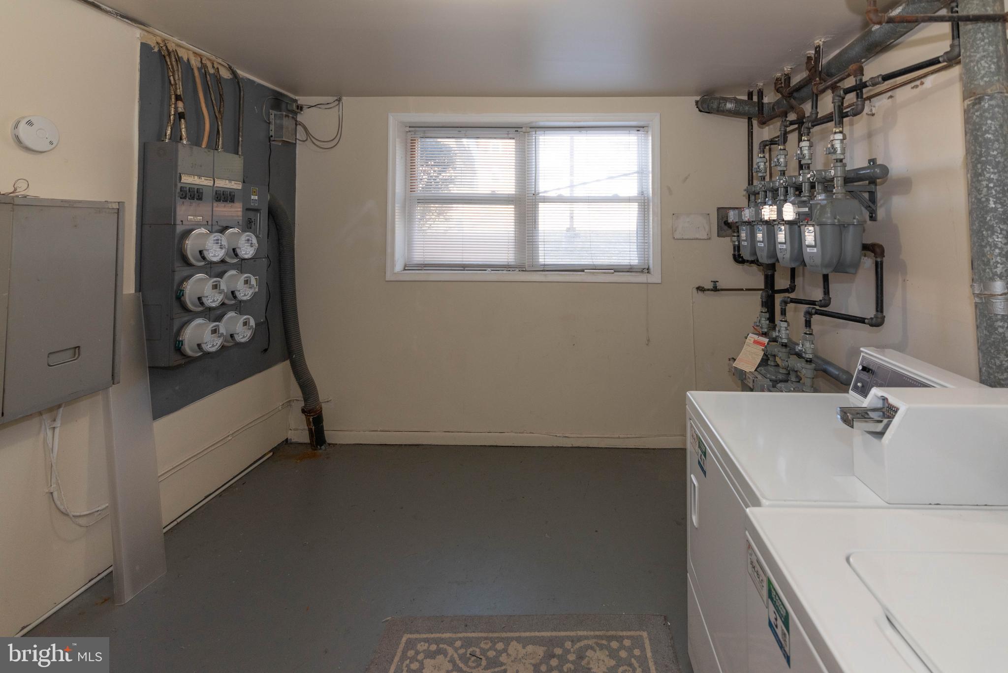 ROSEMONT EAST - Residential