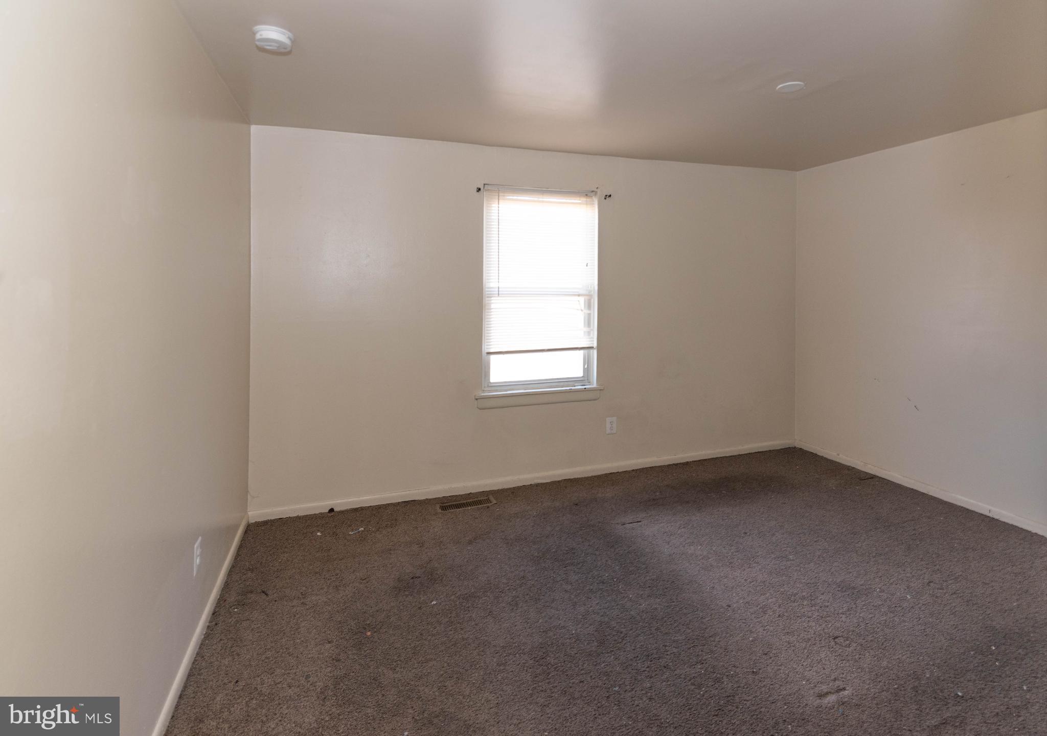 ROSEMONT EAST - Residential