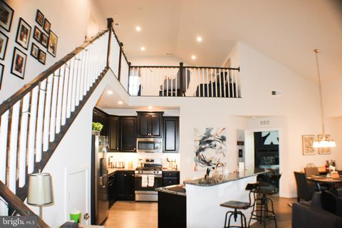 10120 SEATTLE SLEW LANE P LAUREL MD 20723