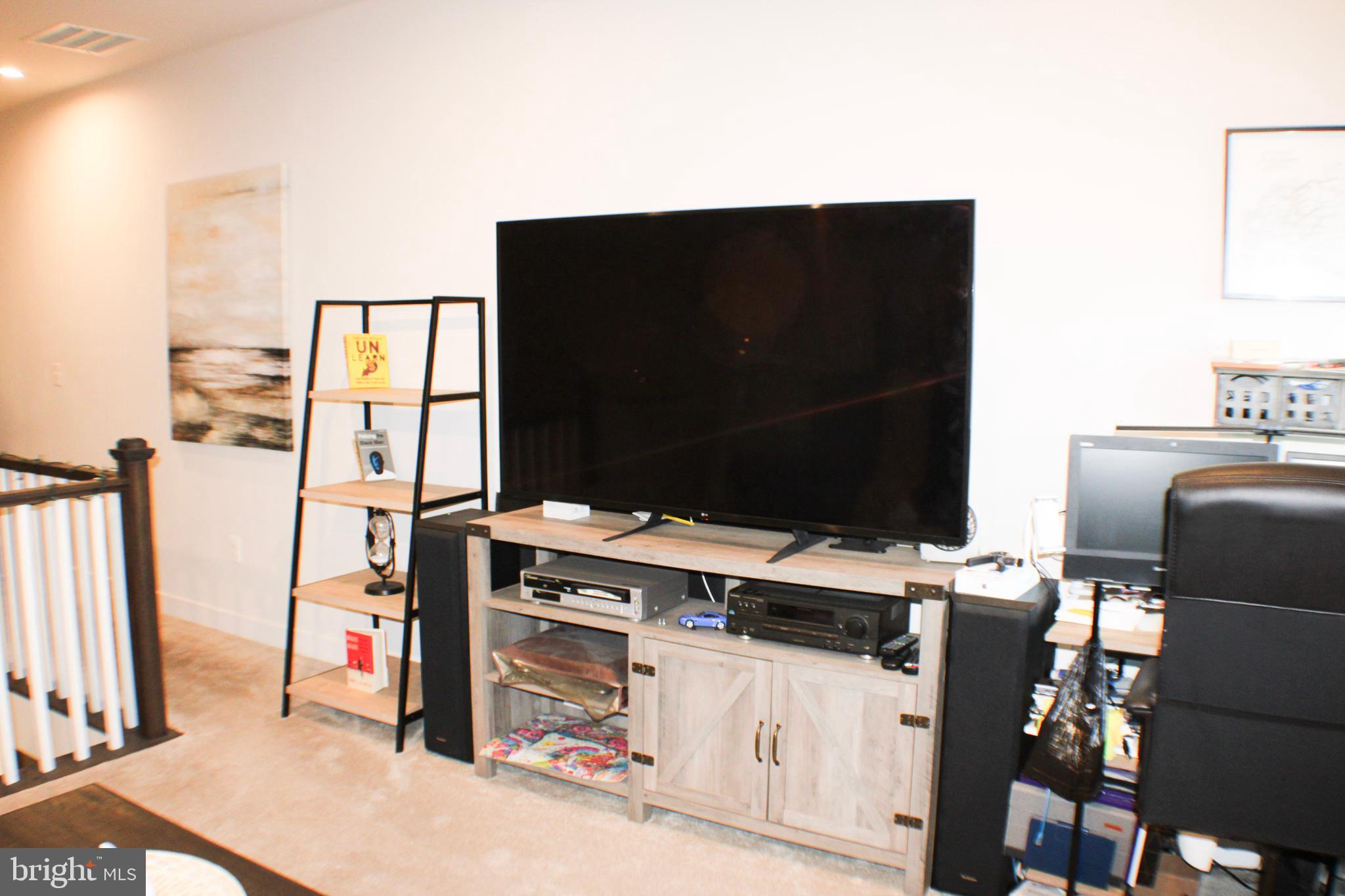 10120 SEATTLE SLEW LANE P