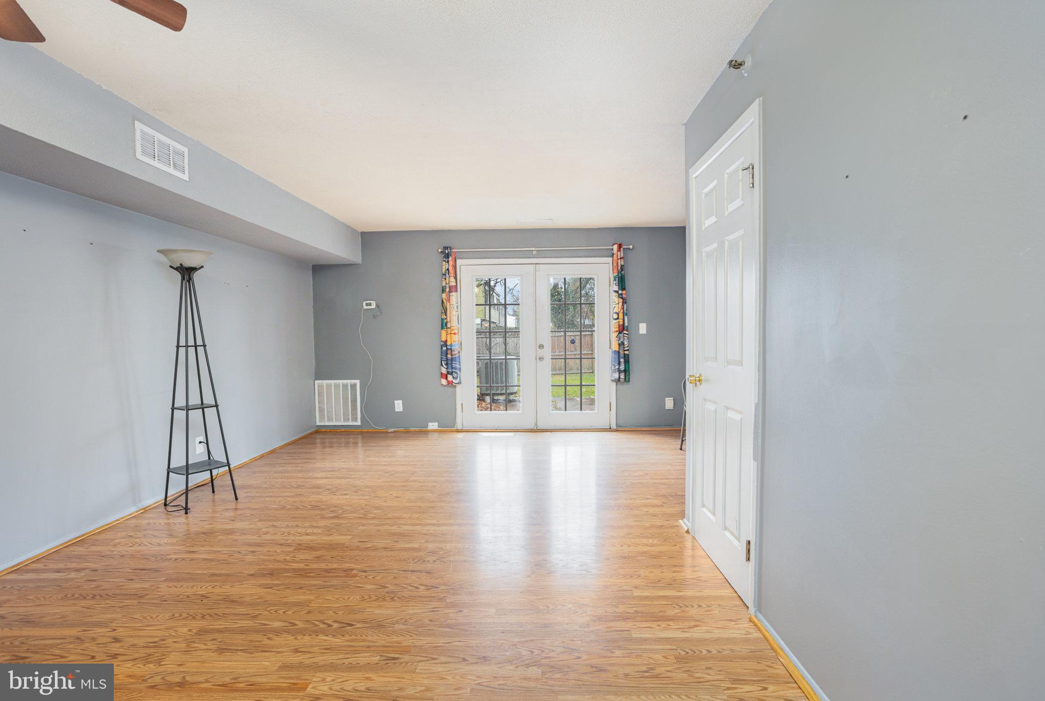 CAPE KNOLL - Residential