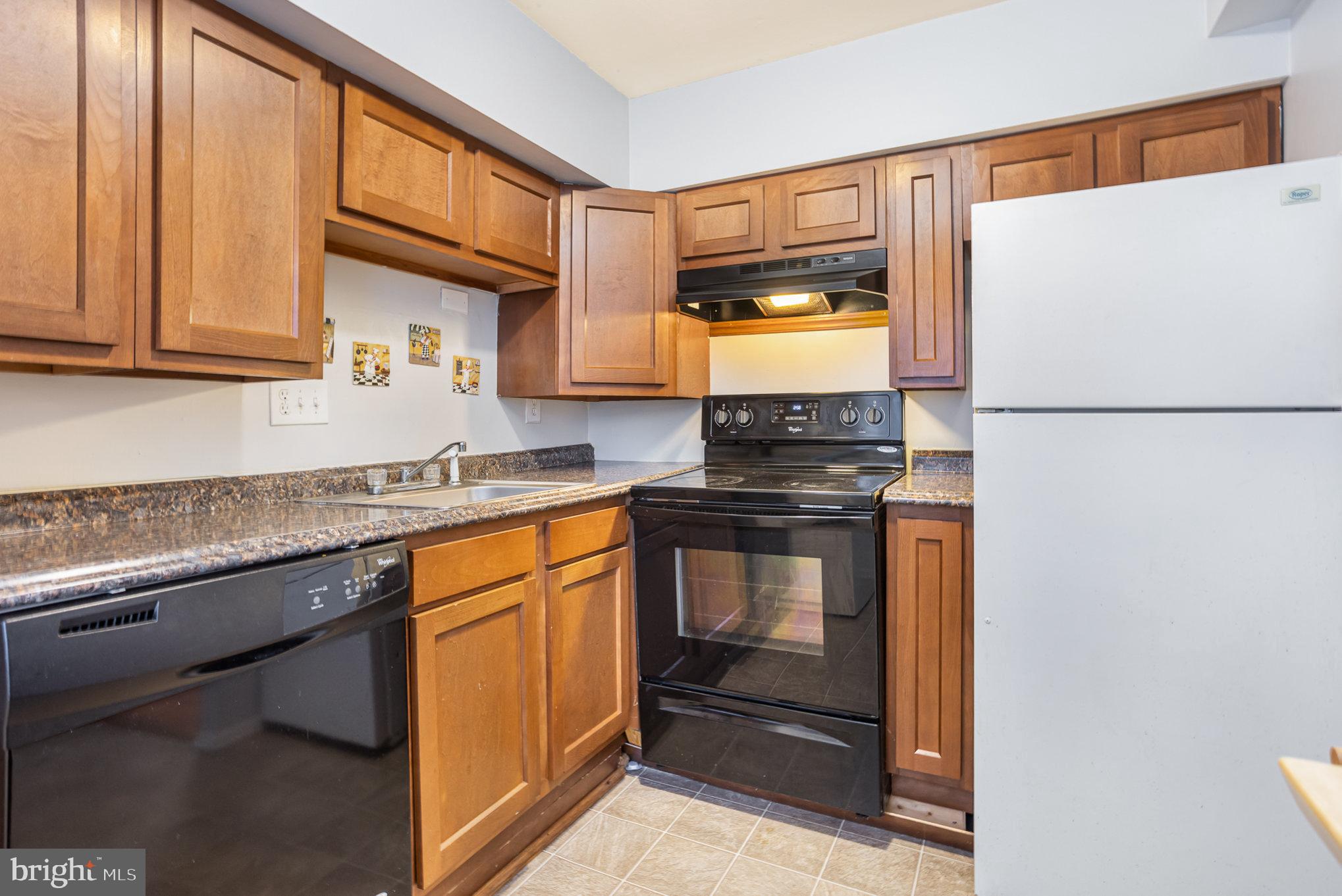 CAPE KNOLL - Residential