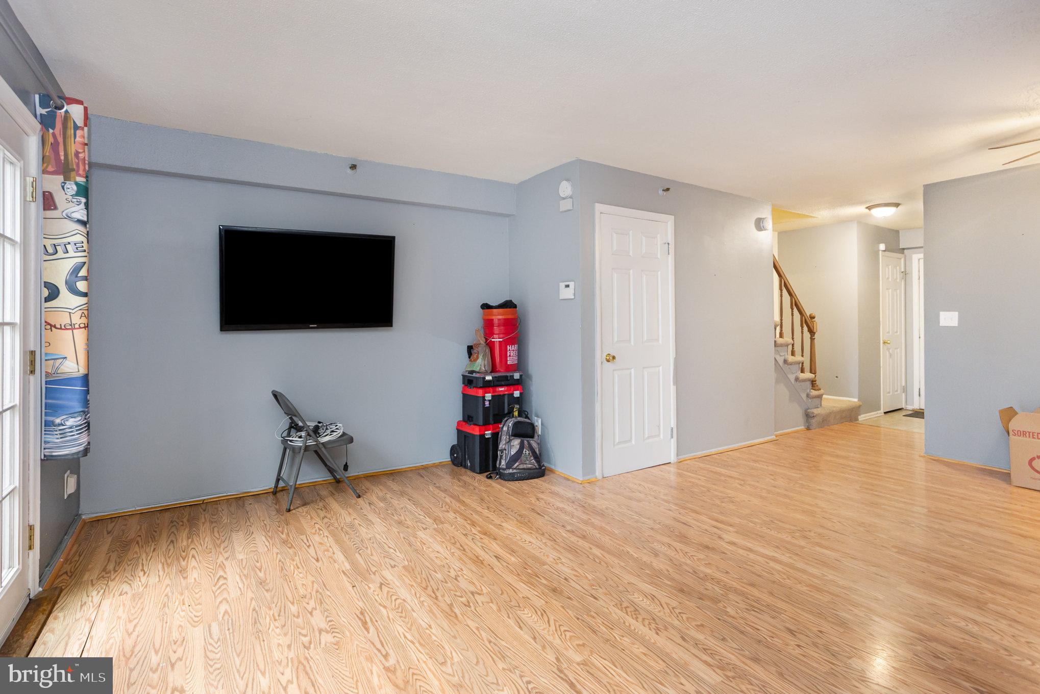 CAPE KNOLL - Residential