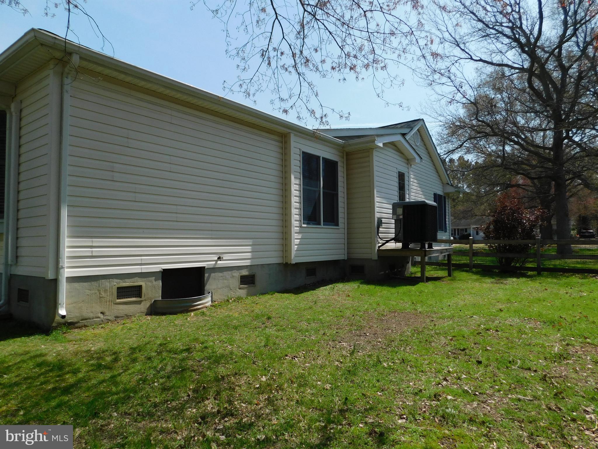 CHESTER RIVER BEACH - Residential