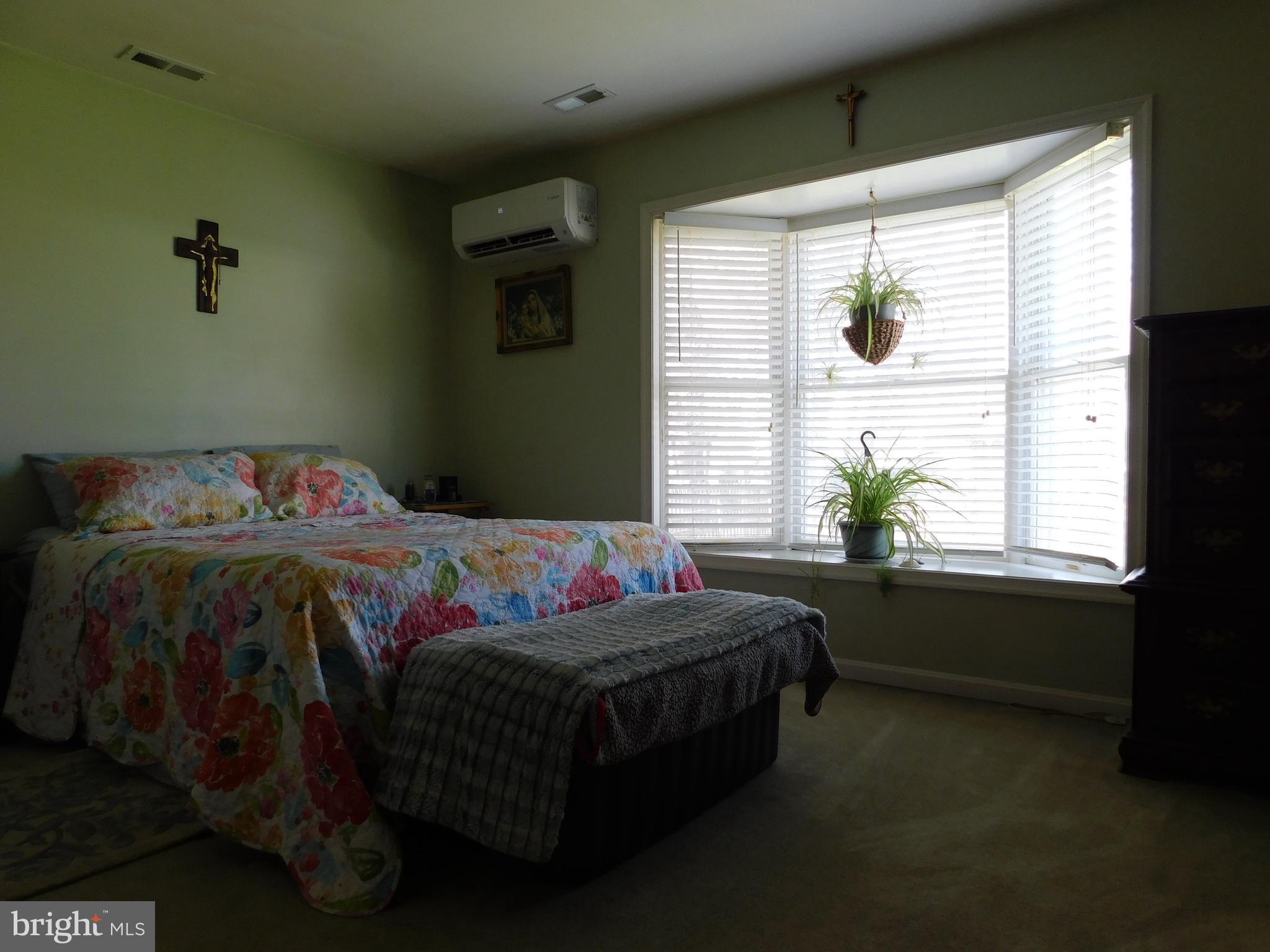 CHESTER RIVER BEACH - Residential