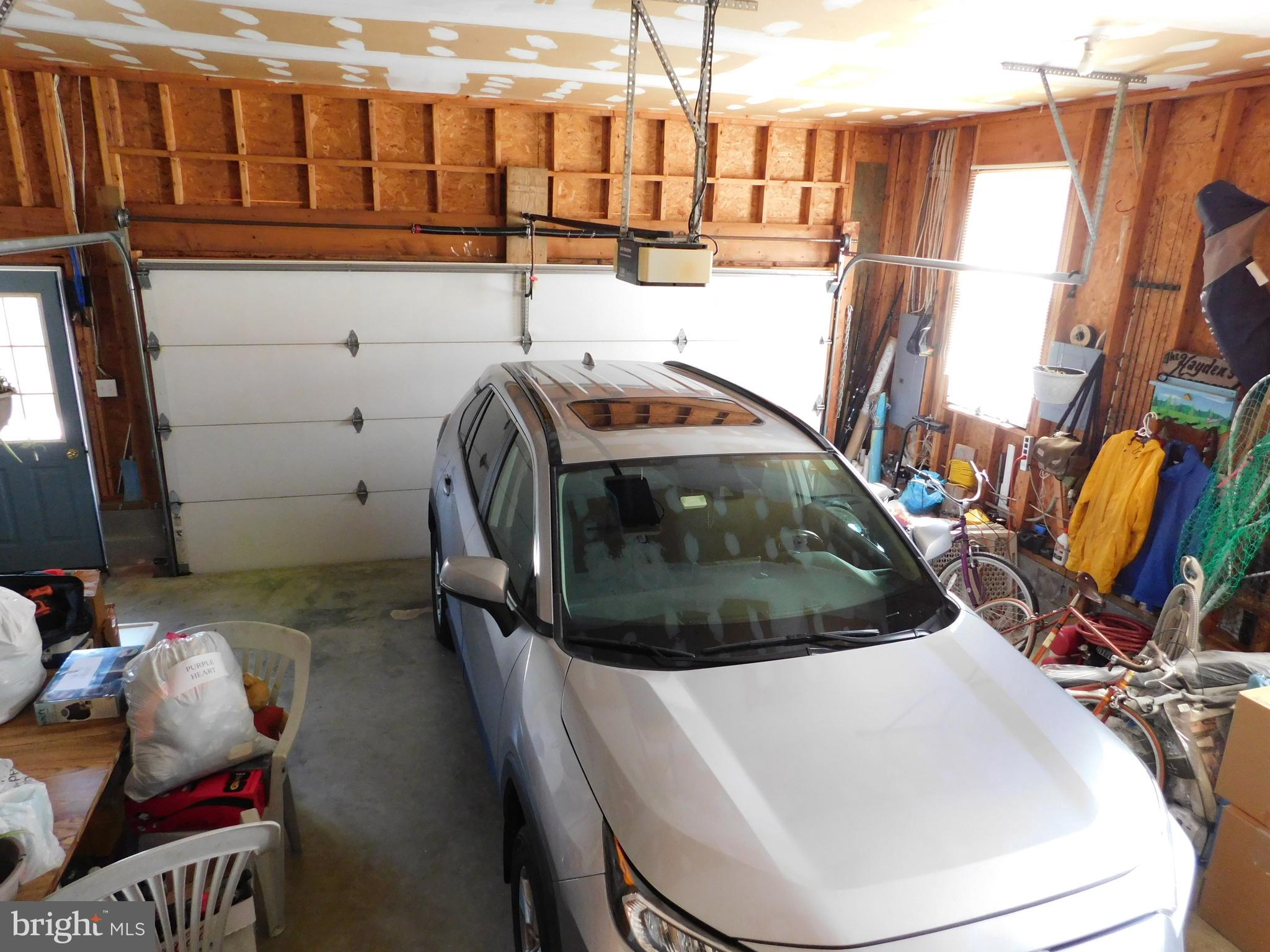 CHESTER RIVER BEACH - Residential