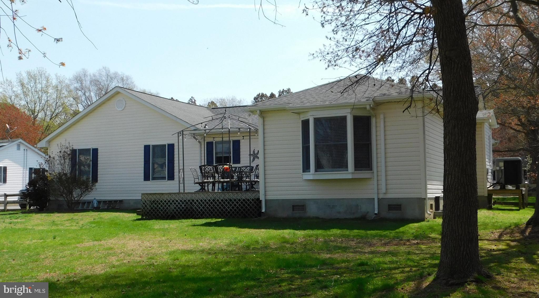 CHESTER RIVER BEACH - Residential