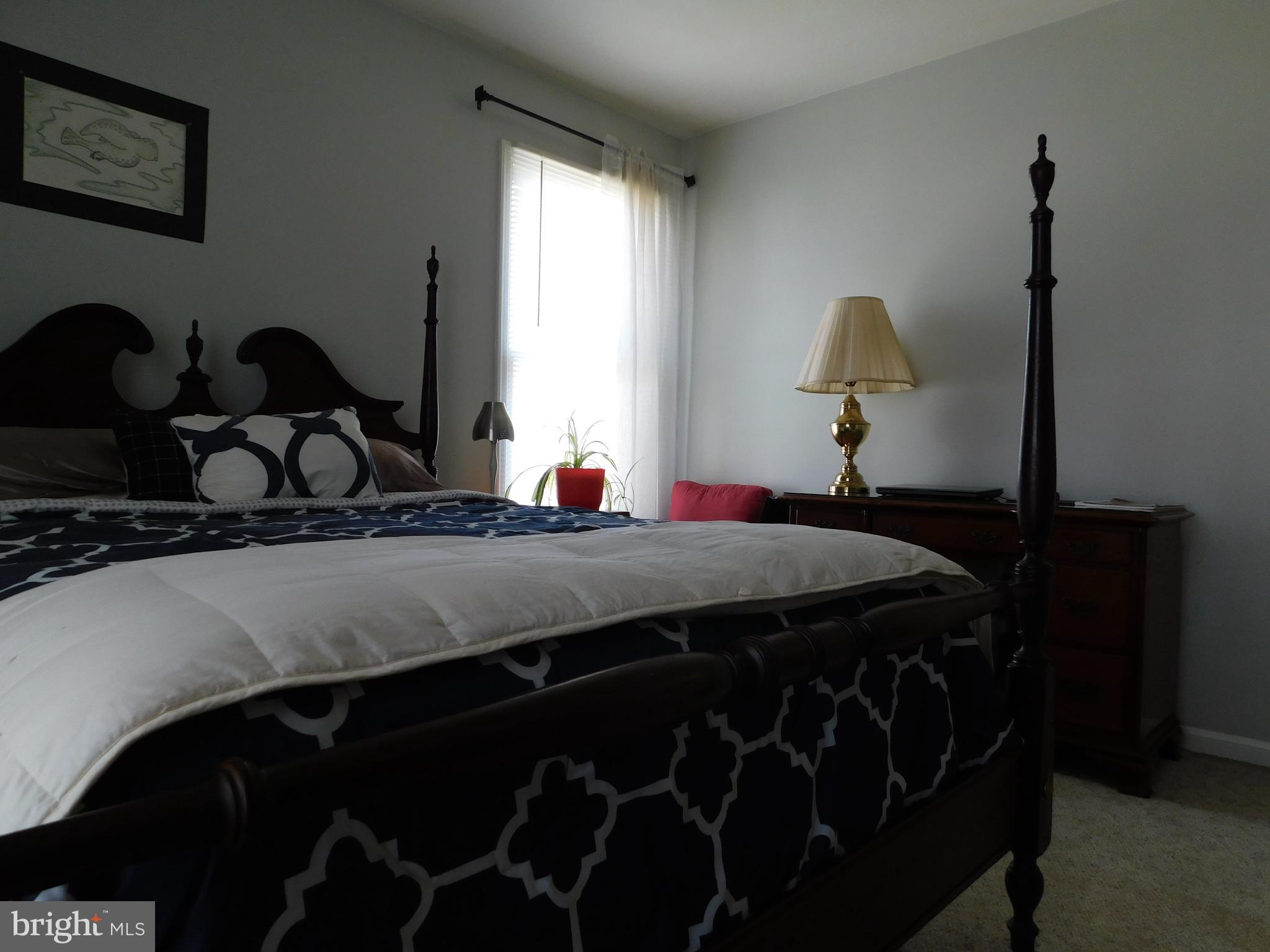 CHESTER RIVER BEACH - Residential