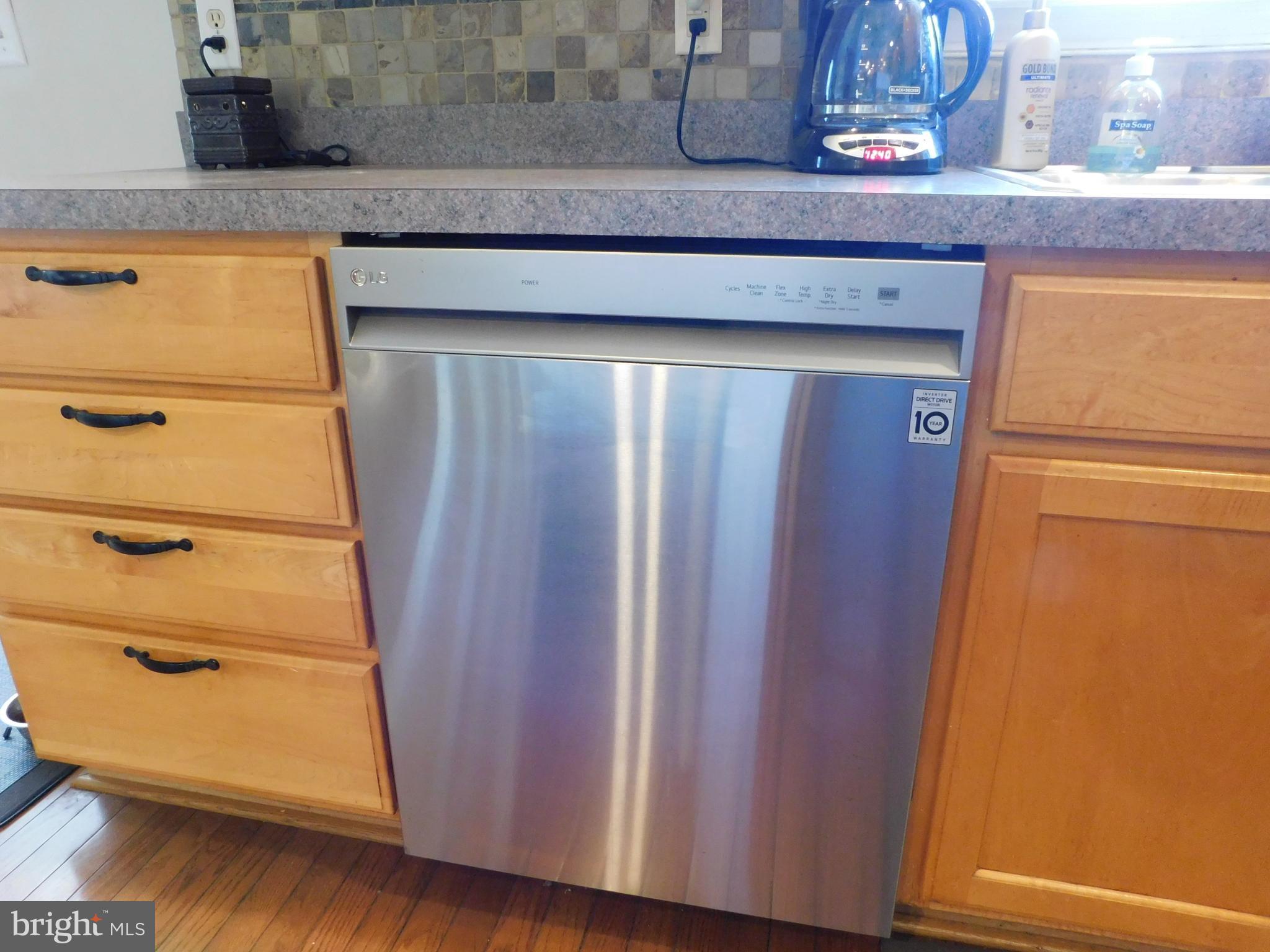 CHESTER RIVER BEACH - Residential