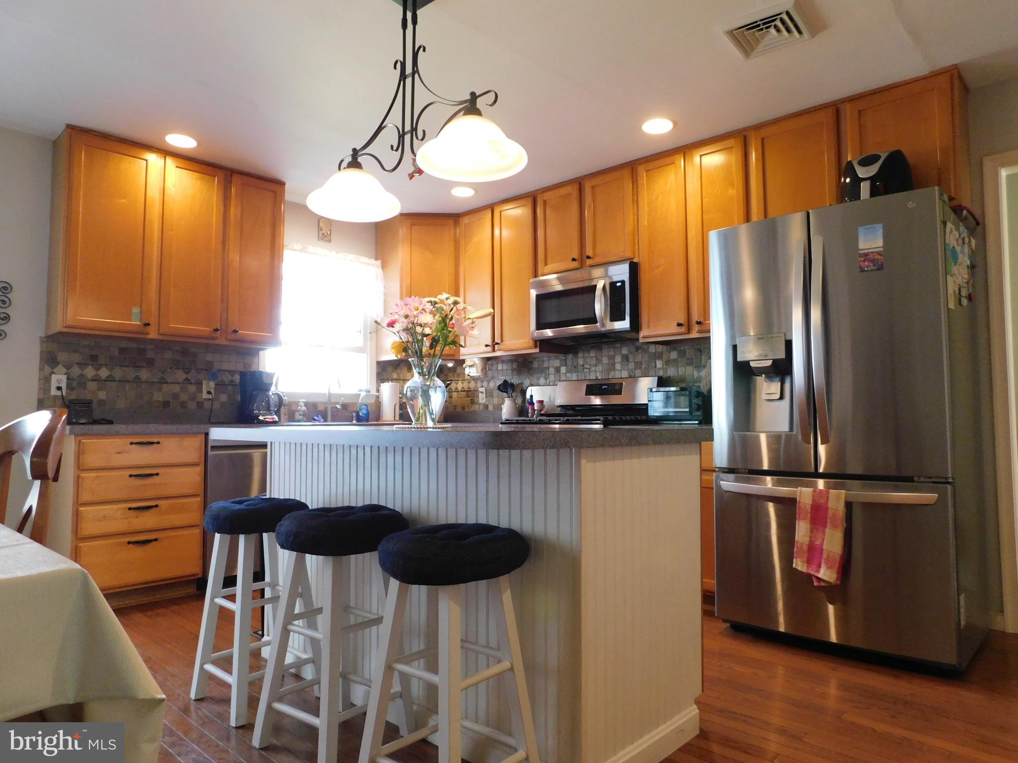 CHESTER RIVER BEACH - Residential