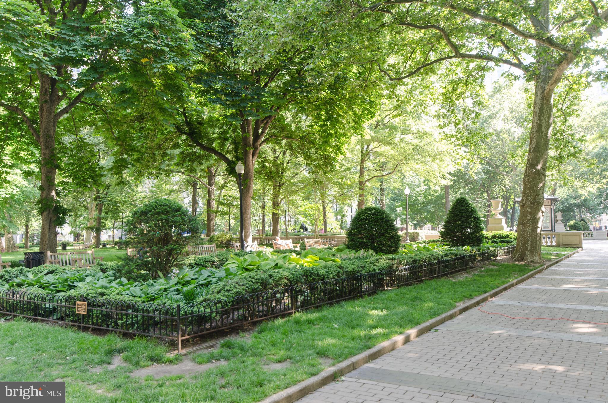 RITTENHOUSE SQUARE - Residential