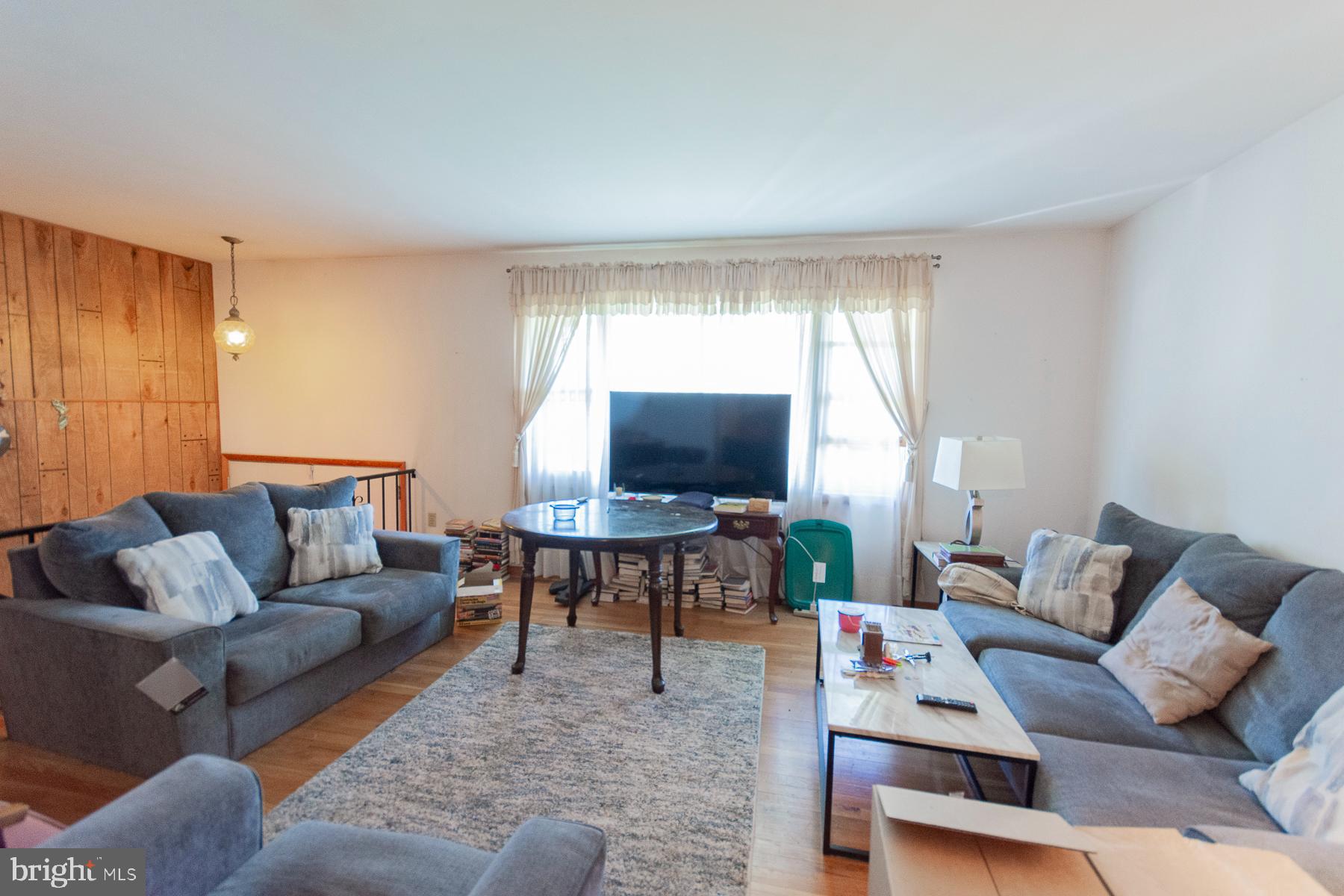 ORCHARD HILLS - Residential