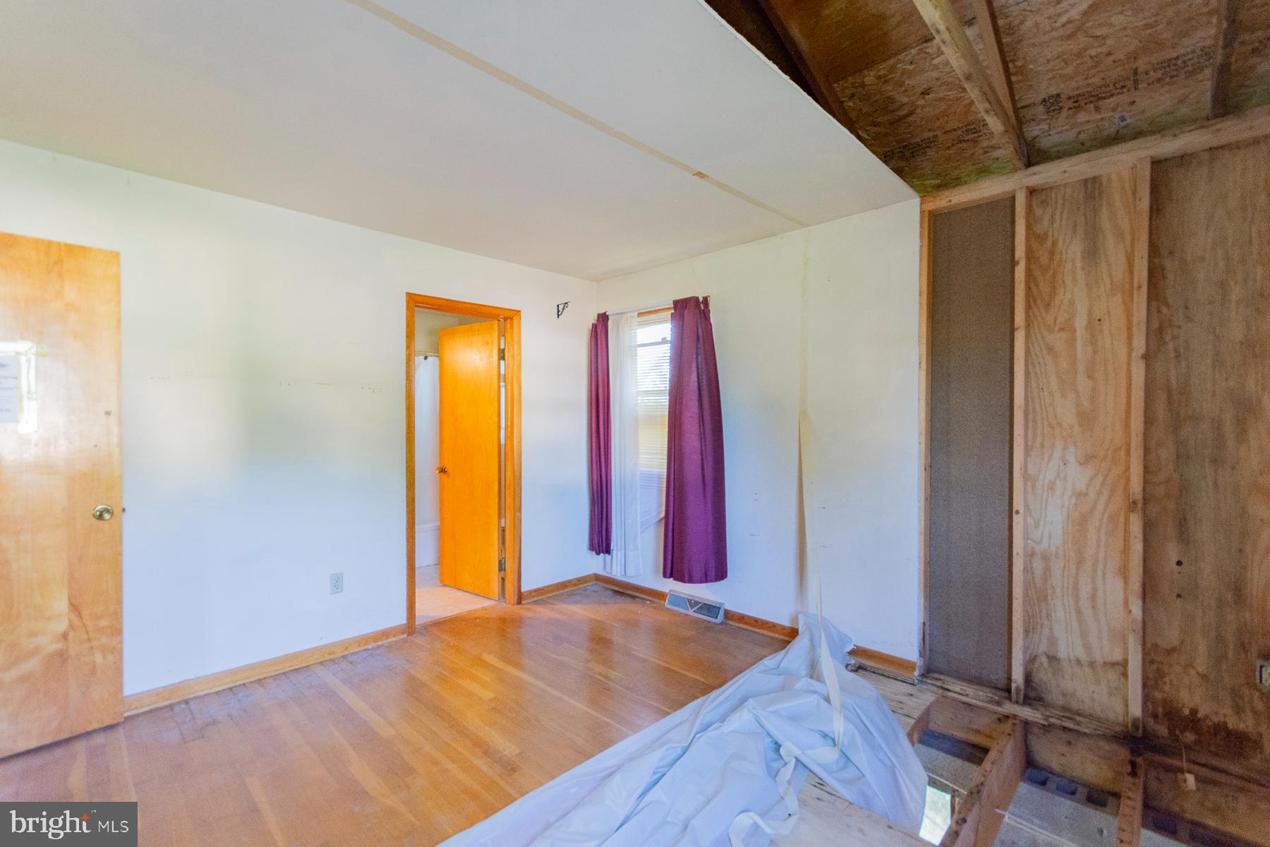 ORCHARD HILLS - Residential