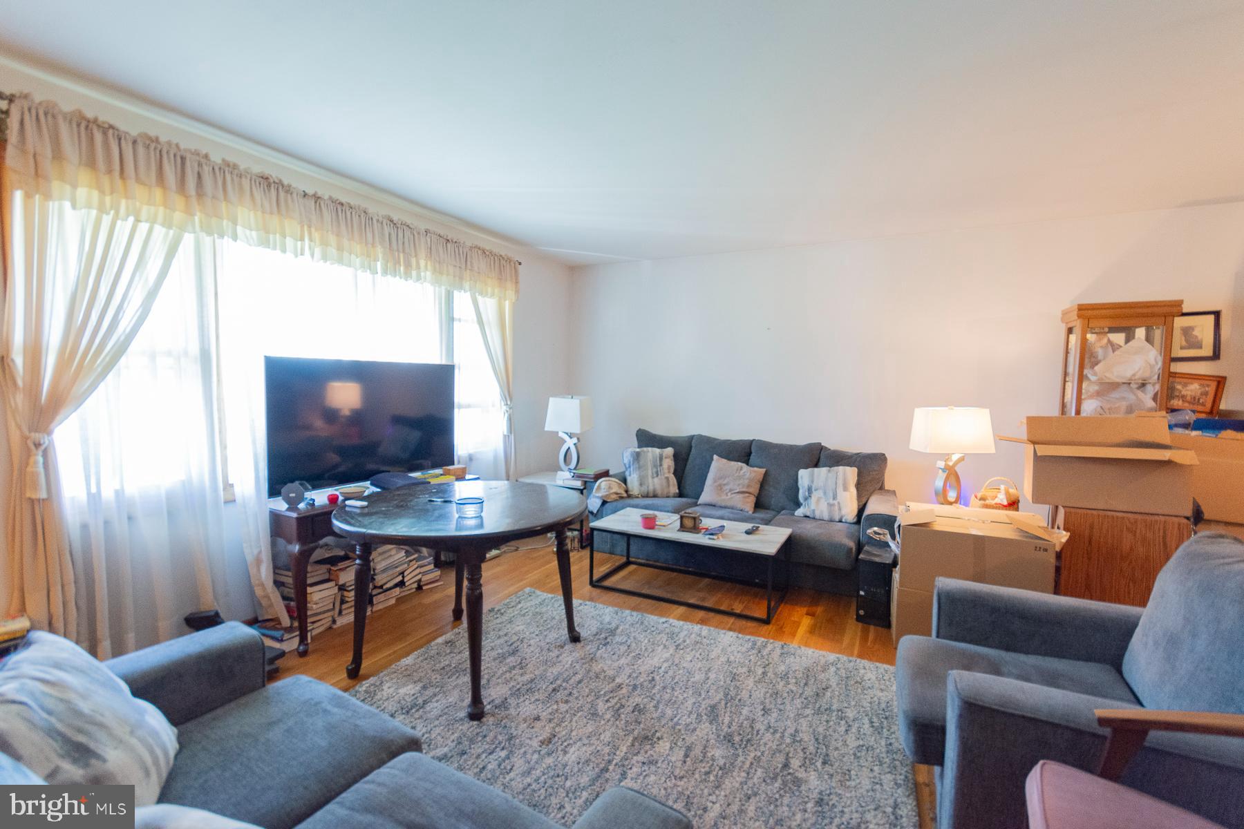 ORCHARD HILLS - Residential