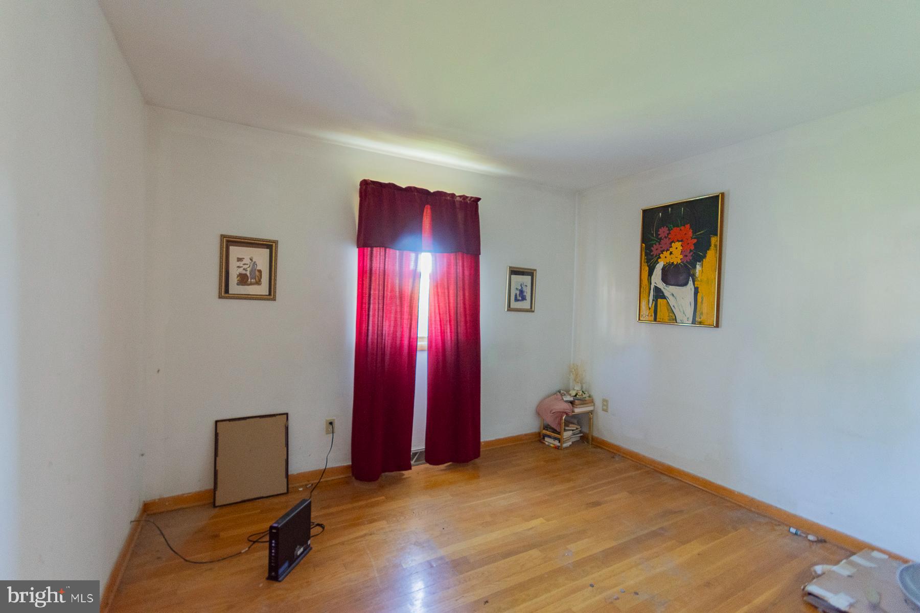 ORCHARD HILLS - Residential