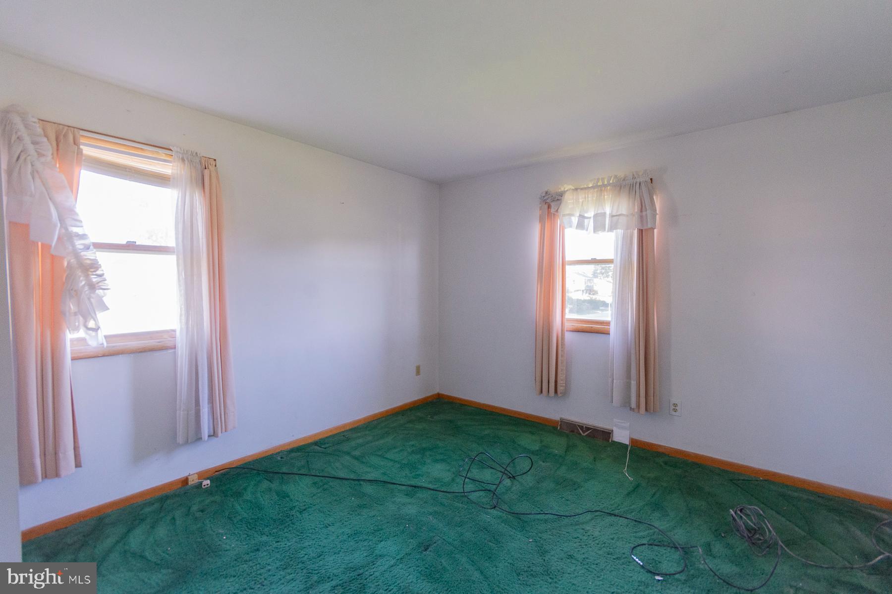 ORCHARD HILLS - Residential