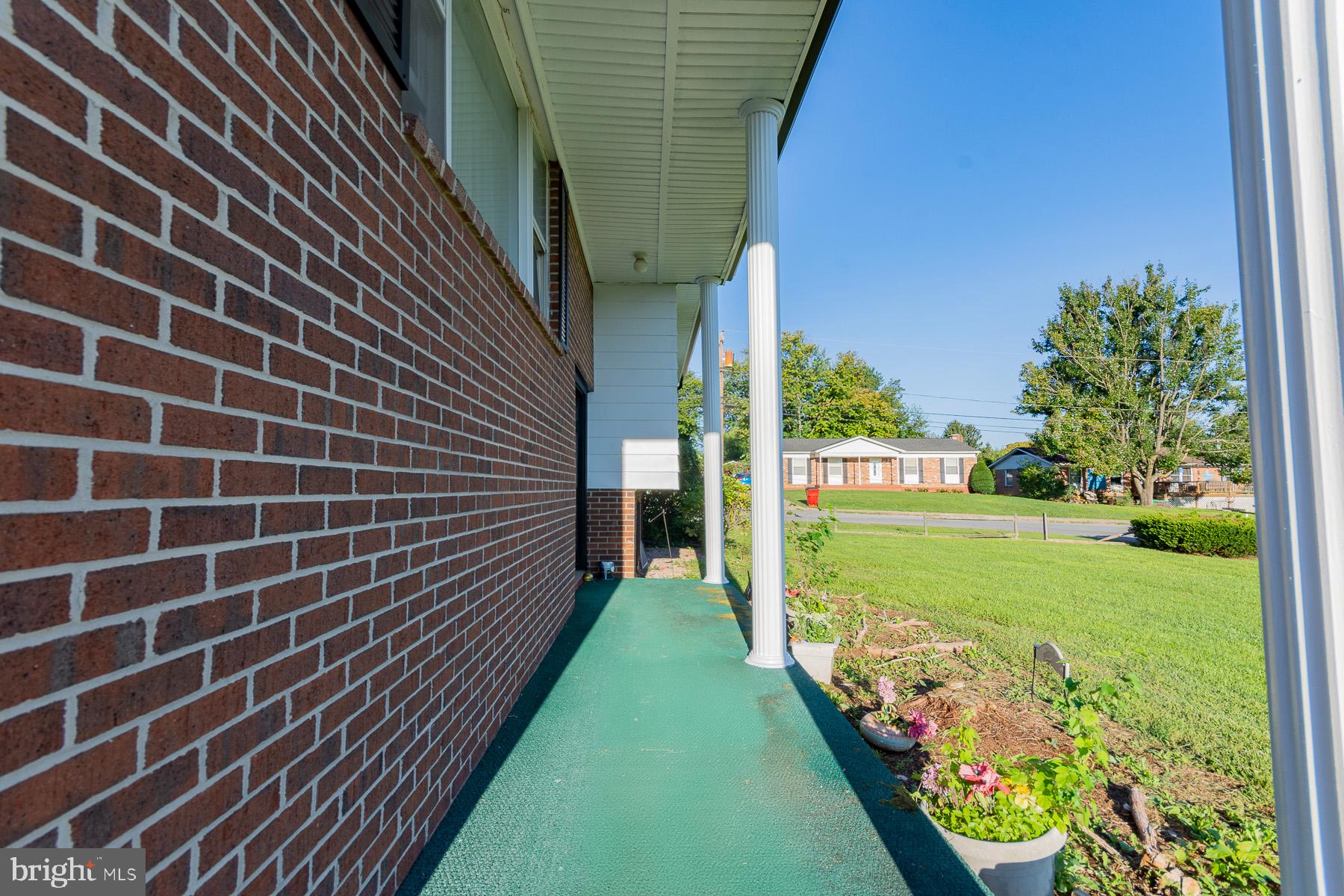 ORCHARD HILLS - Residential