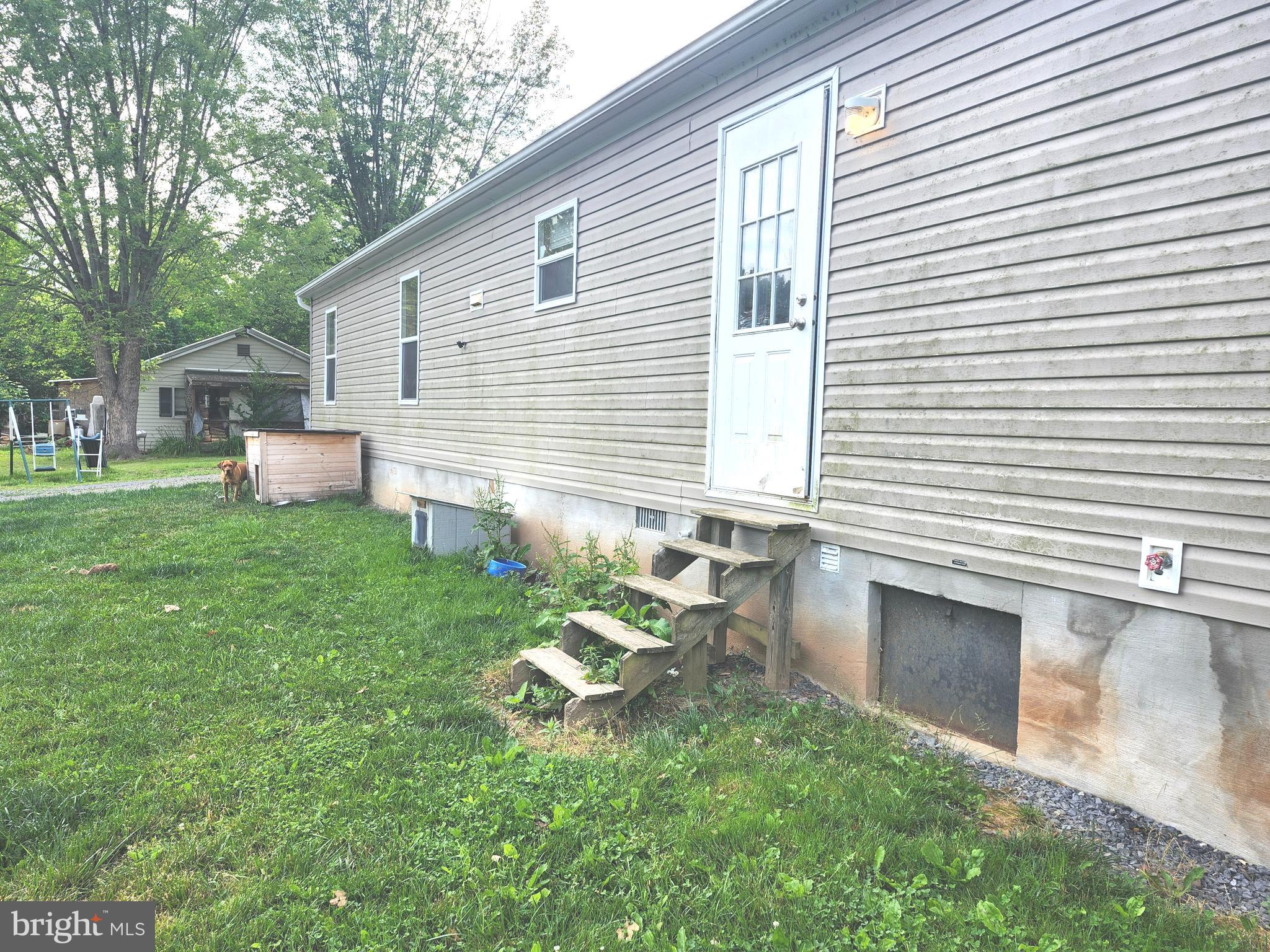 NONE UNRESTRICTED - Residential