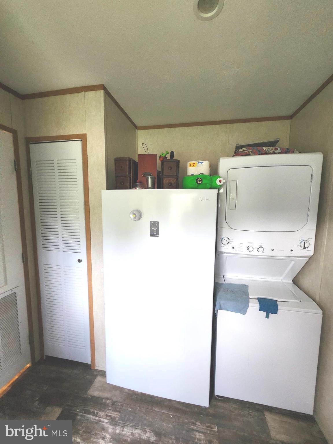 NONE UNRESTRICTED - Residential