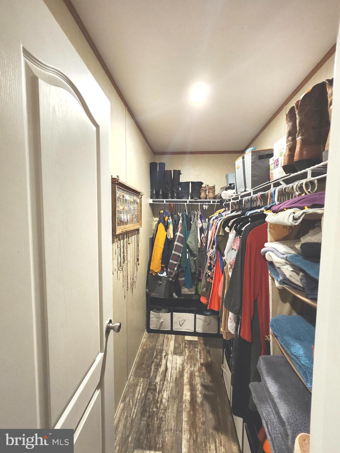 NONE UNRESTRICTED - Residential