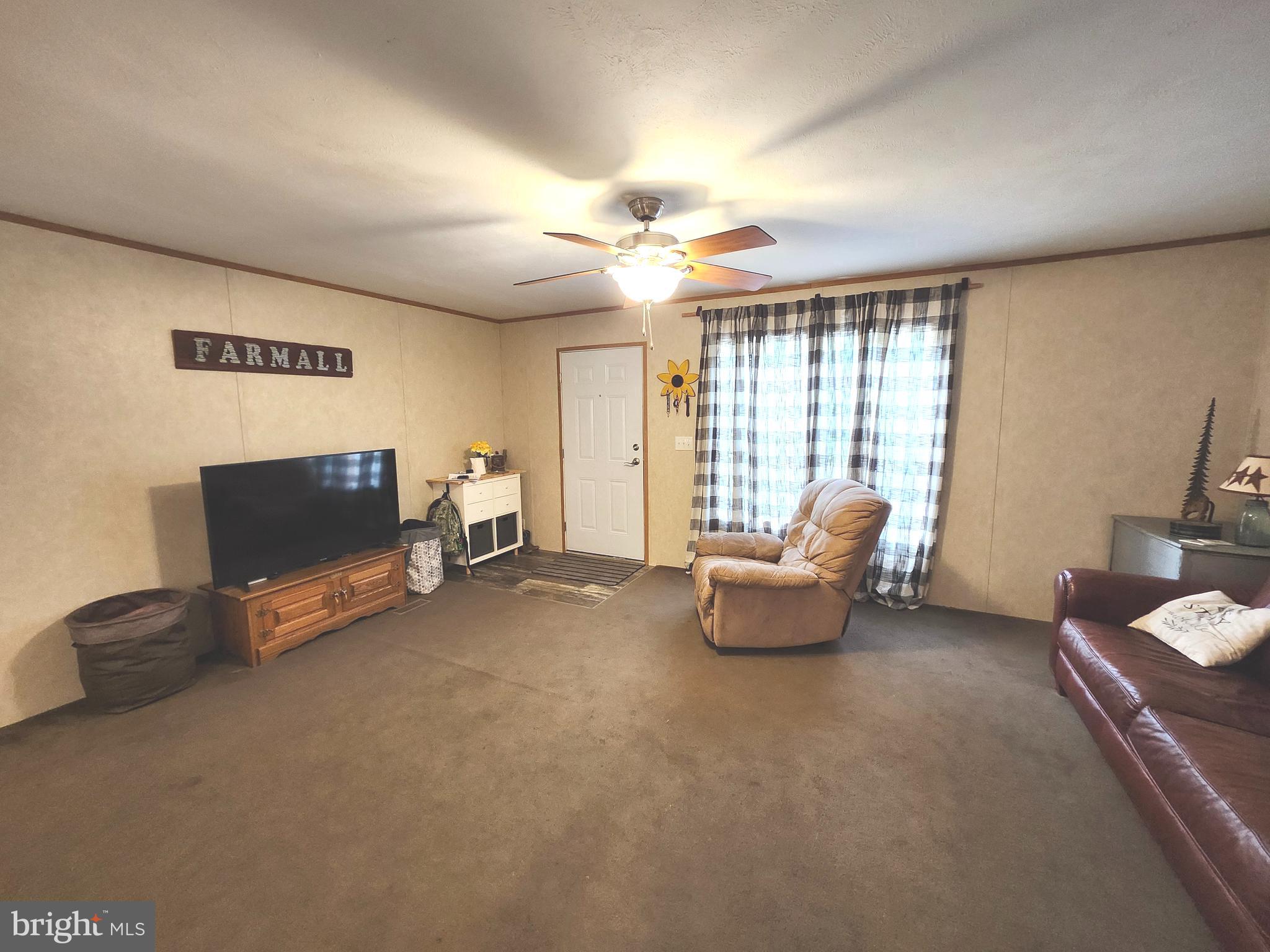 NONE UNRESTRICTED - Residential