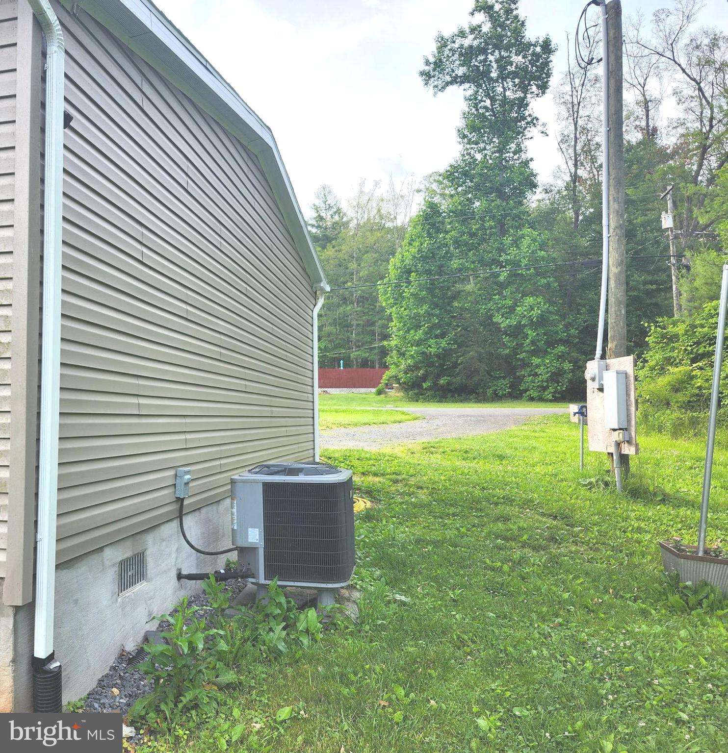 NONE UNRESTRICTED - Residential