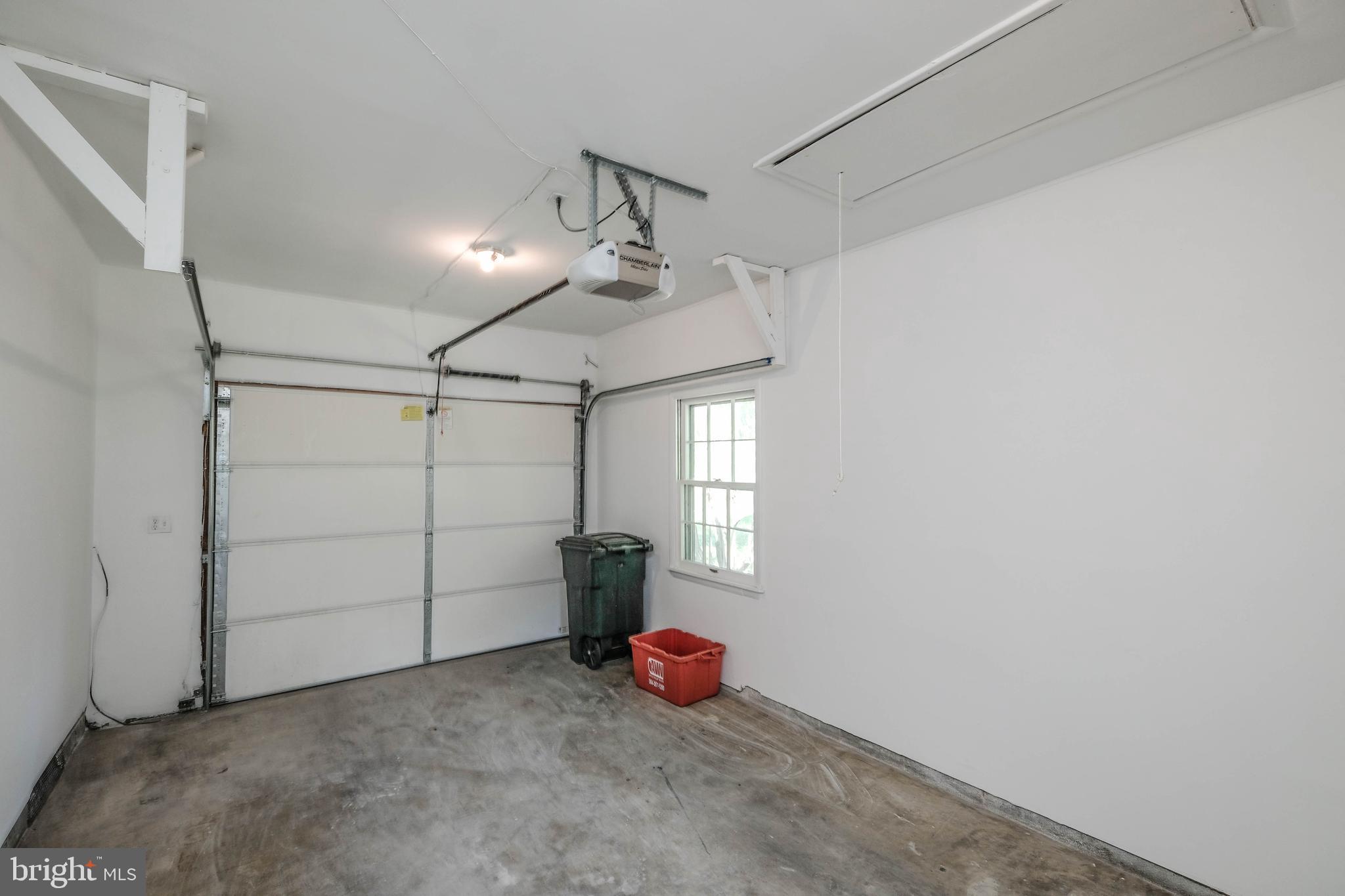 CHAPLINE'S CHOICE - Residential